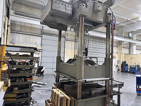 Dake Model 18-151 125 Ton 4 Post Press