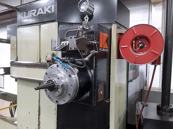 KURAKI KBT-11WDX CNC Horizontal Boring/Milling Machine (1990)
