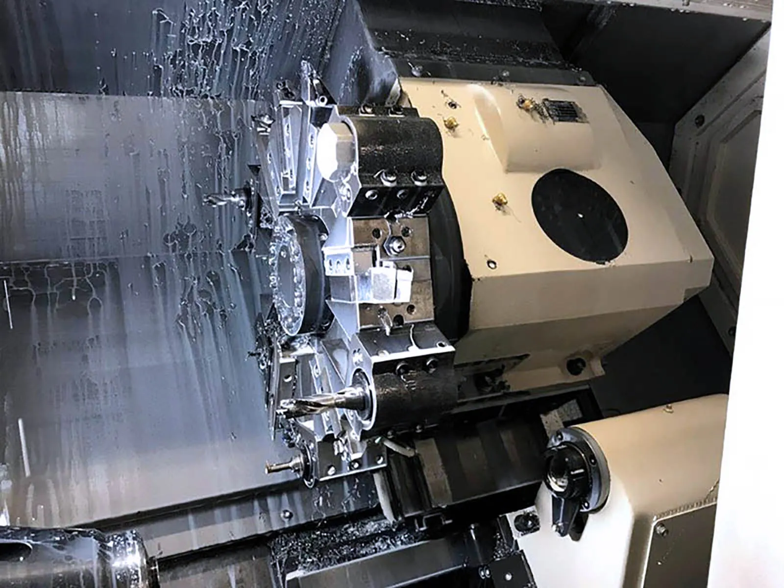 Hwacheon 160A 2017_3707862
