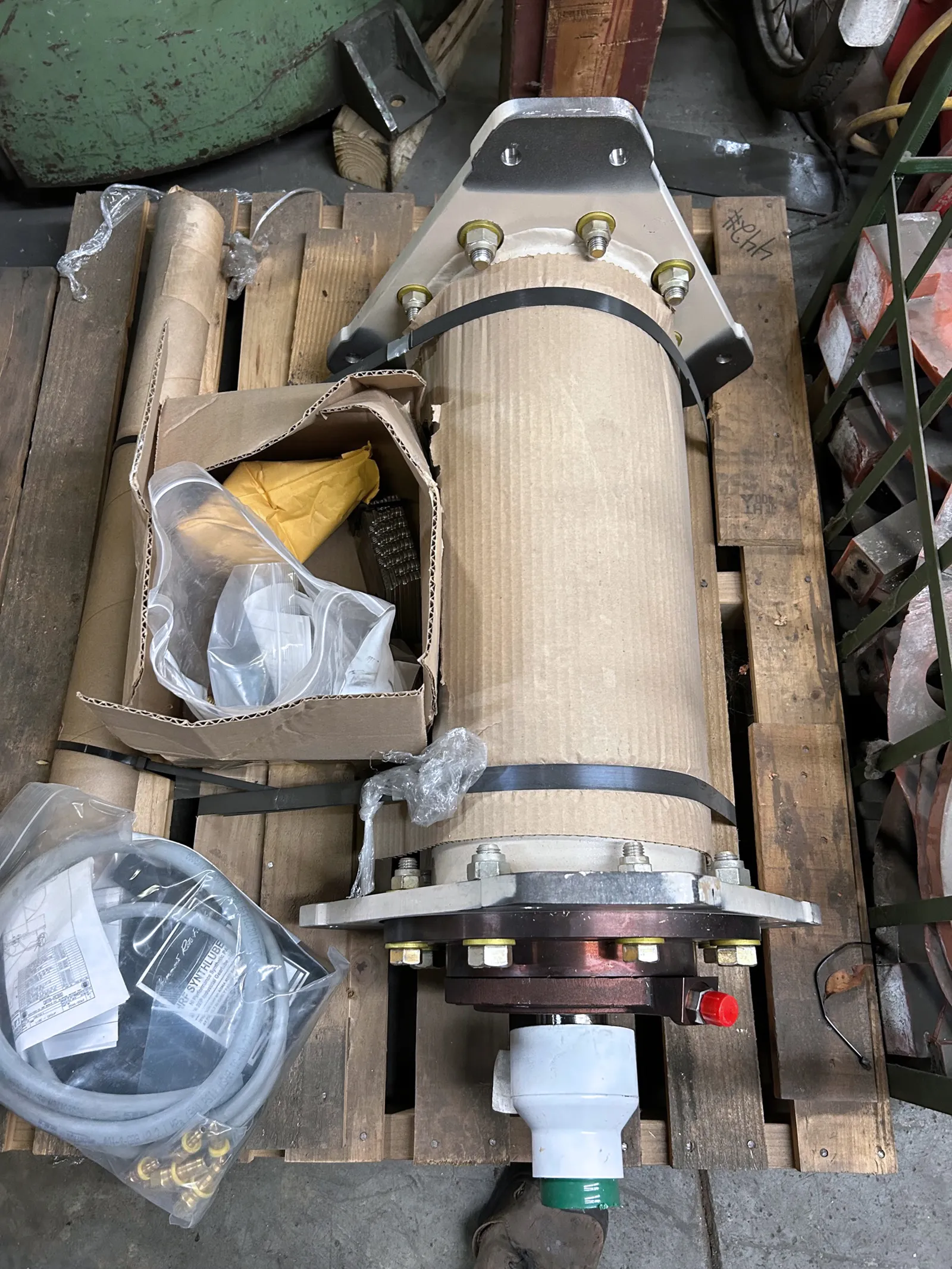 Hammond 10 Cubic Foot Roto-Finish ER-1011C Vibratory Finishing Machine_3695292