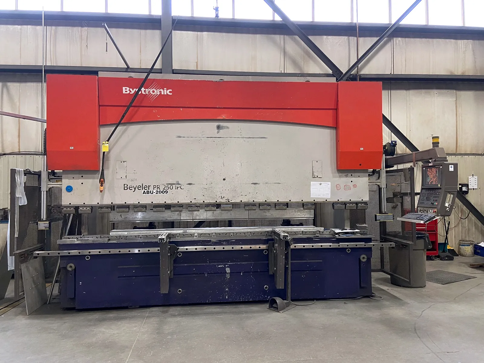 Bystronic Beyeler PR250-IPC 2004