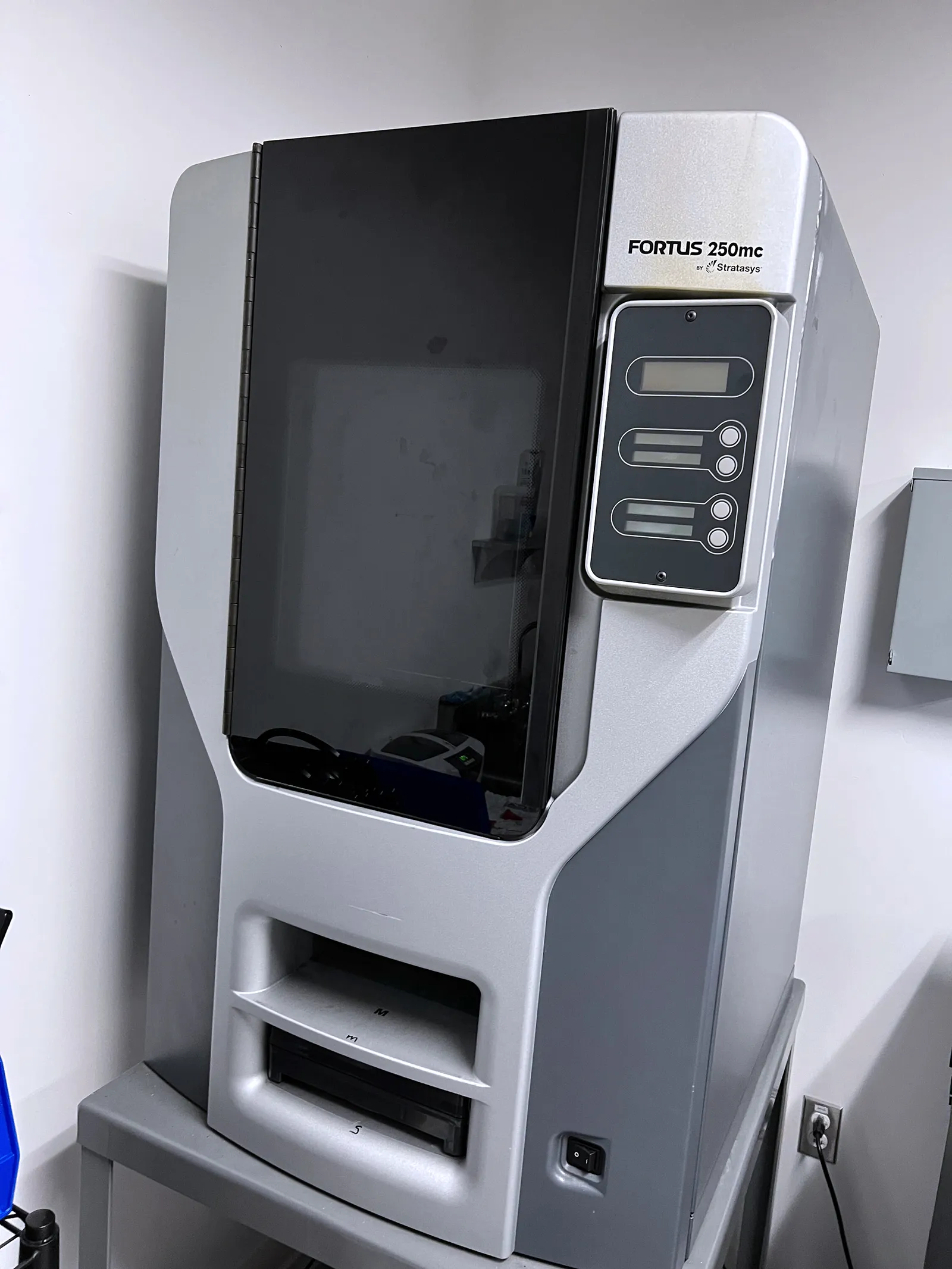 Stratasys Fortus 250mc 3D Printer_3703031