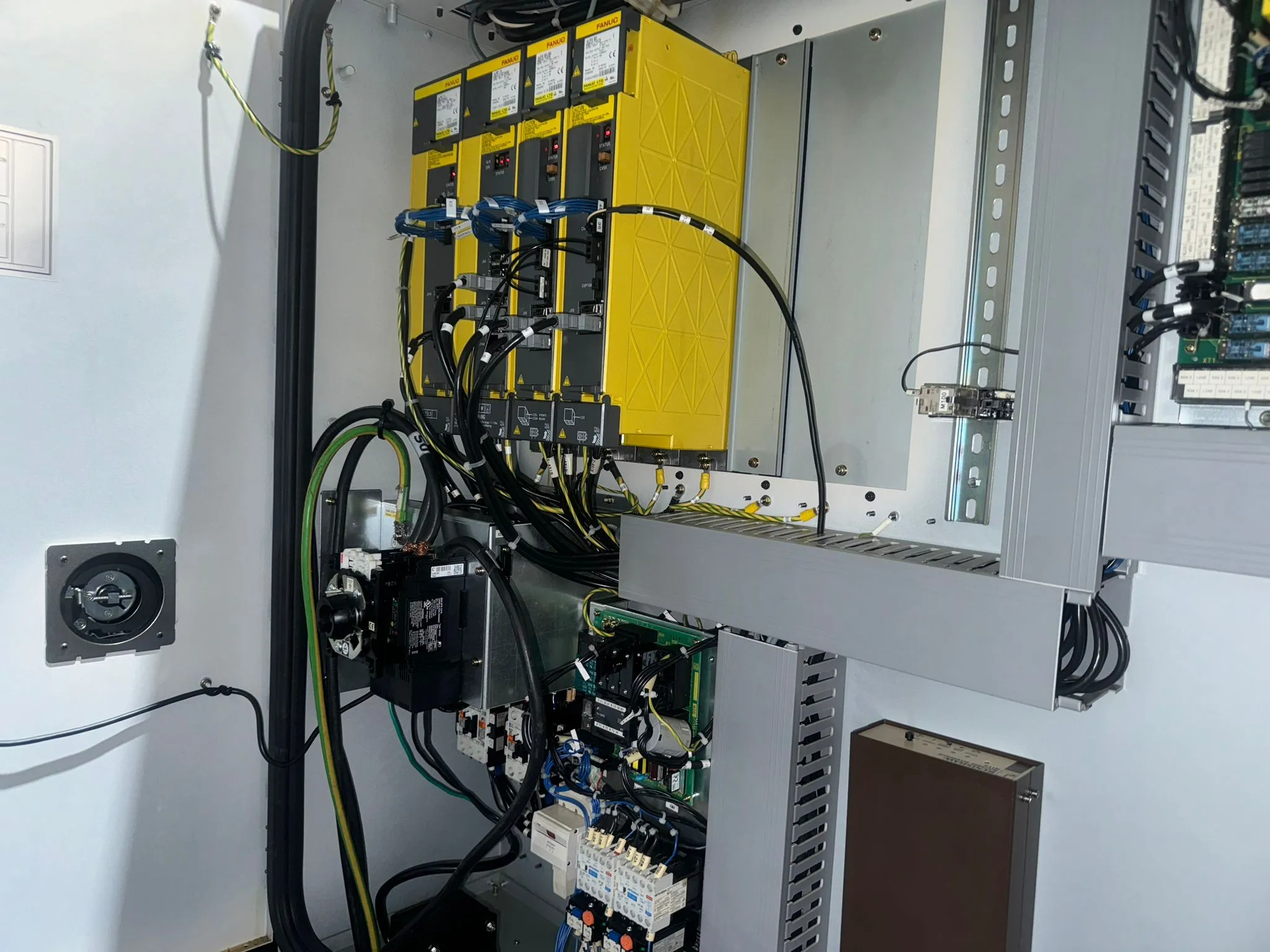 Used Drill and Tap Fanuc A-T21iFL 2008