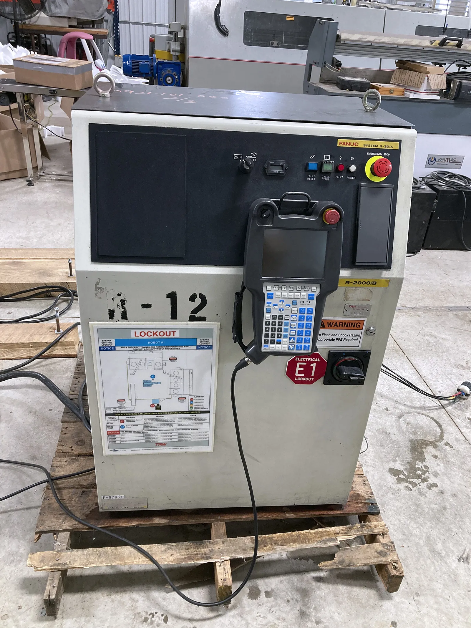 Fanuc R2000iB210F_3714448