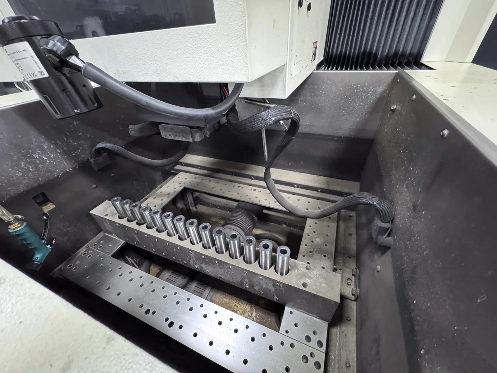 Makino U6 H.E.A.T_3725487