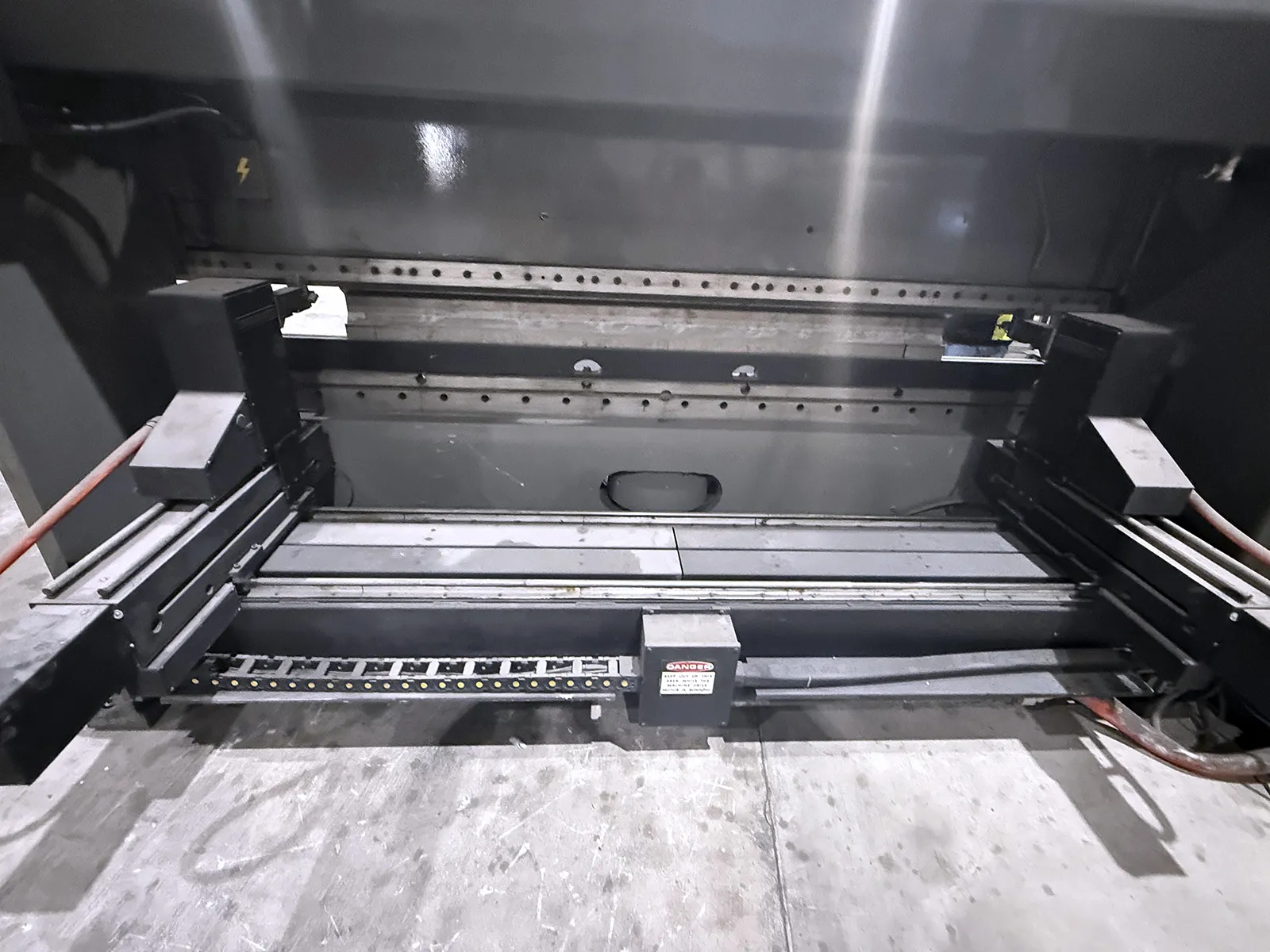 Cincinnati Press Brake 135 Ton 12'_3729721