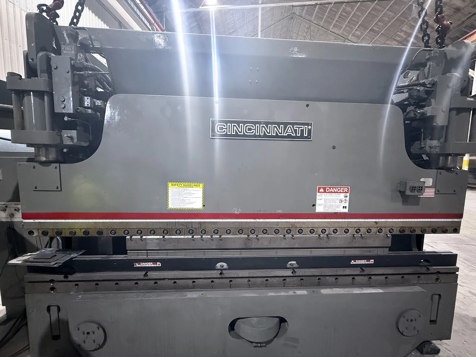 Cincinnati Press Brake 135 Ton 12'_3729721