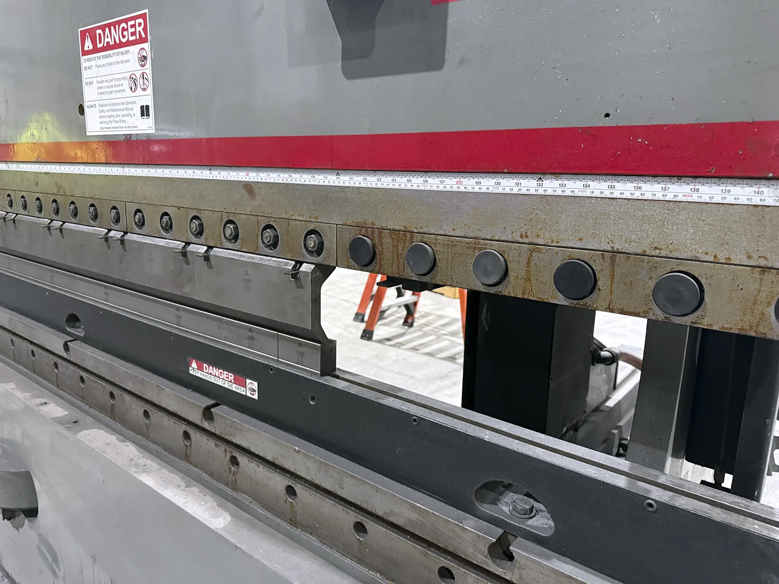 Cincinnati Press Brake 135 Ton 12'_3729721