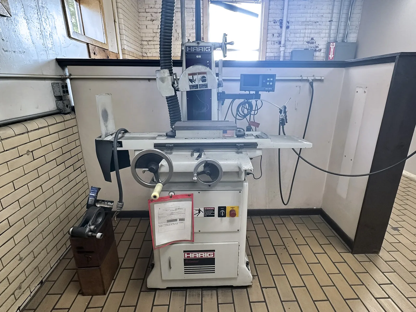 Harig Model 618 6X18 Hydraulic Surface Grinder_3717031