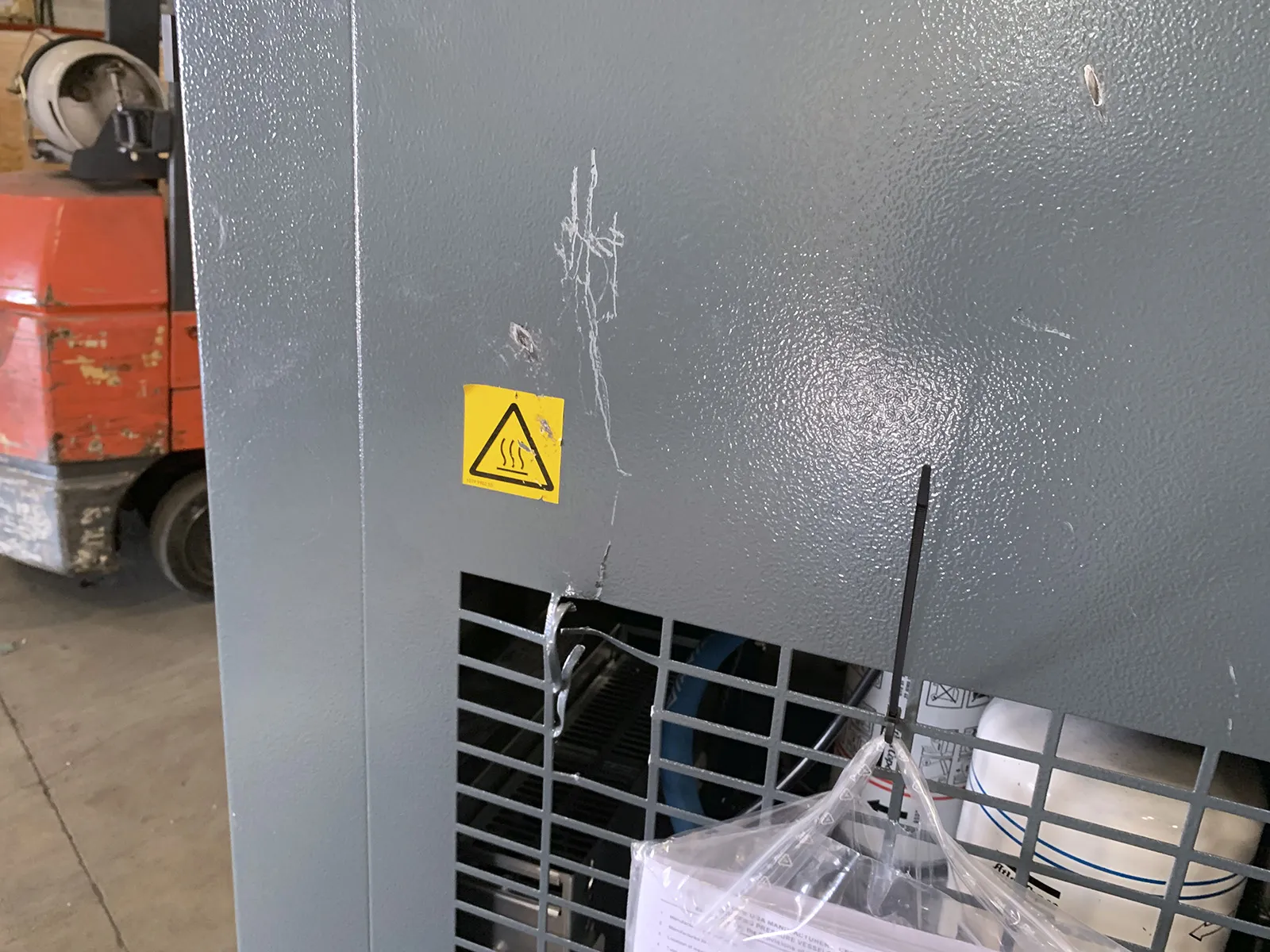 Atlast Copco GA18VSD Compressor w Dryer_3727338