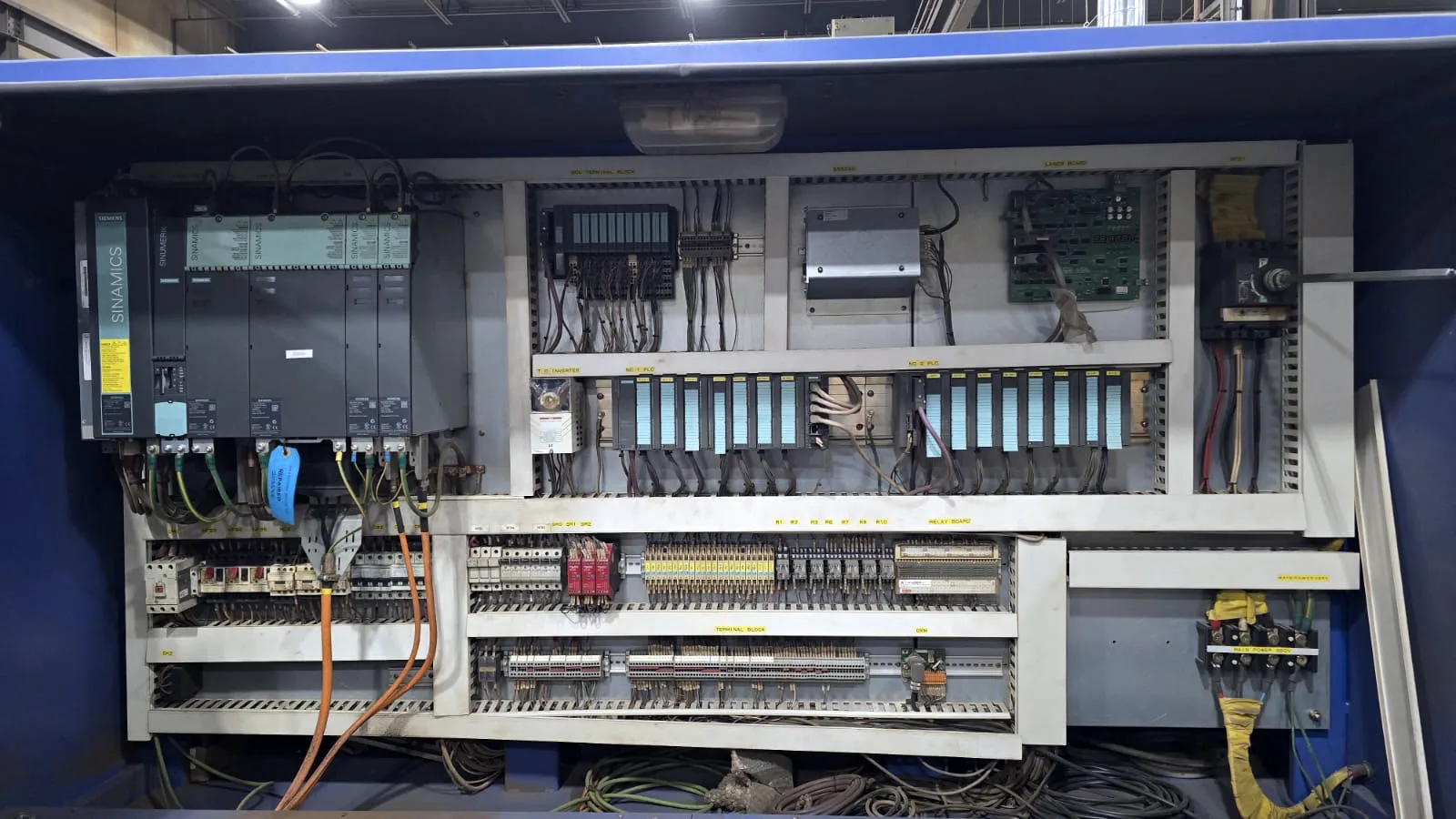 HK PL3015 Fiber Laser_3733094