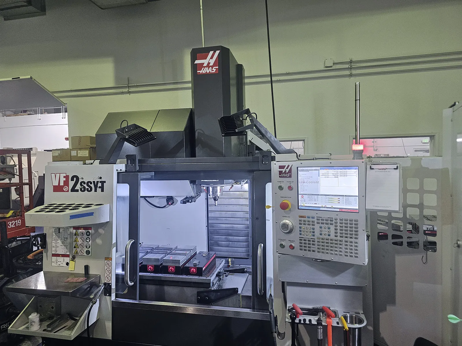 Haas VF-2SSYT_3733991