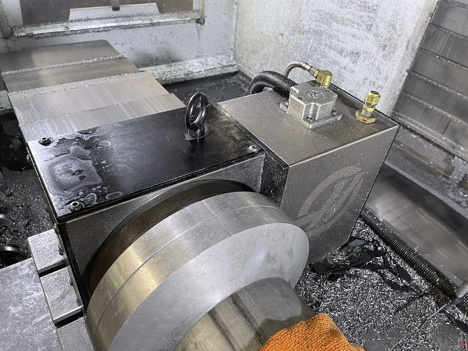 Haas VM3_3737948
