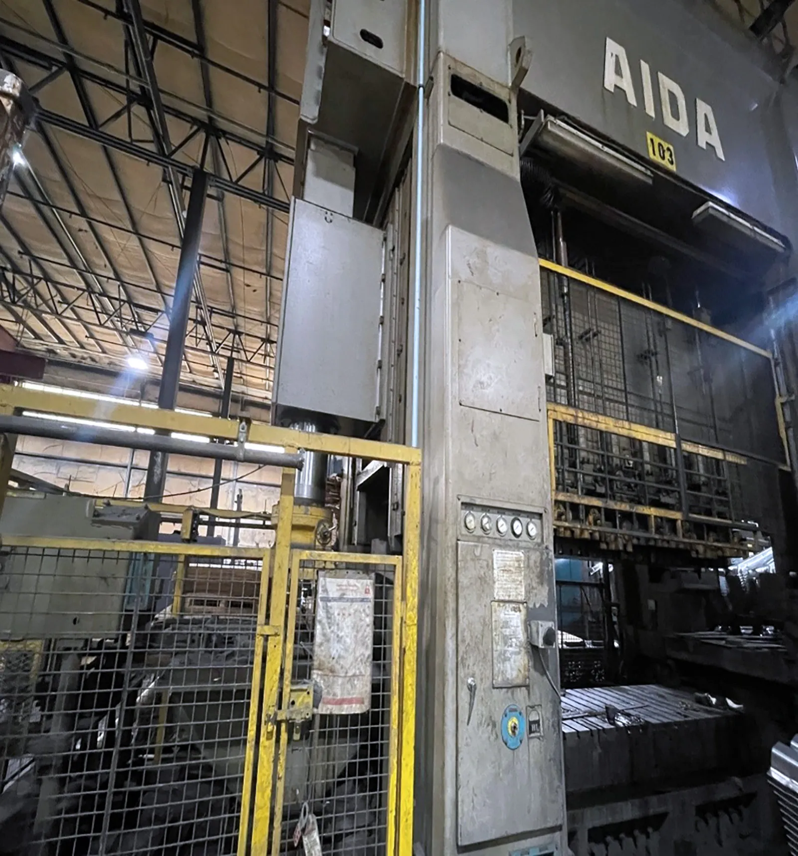 AIDA FT2‑80 880 Ton Straight Side Stamping Press_3734388