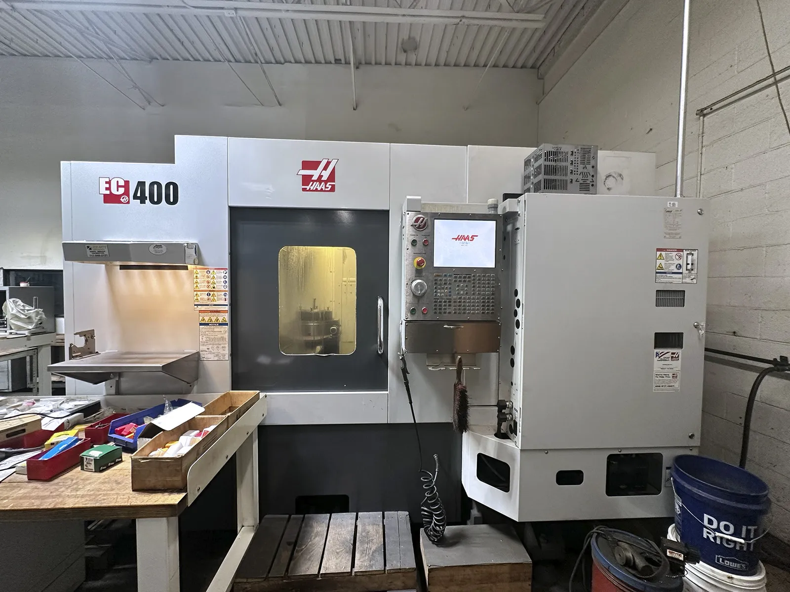 Haas EC 400_3748402