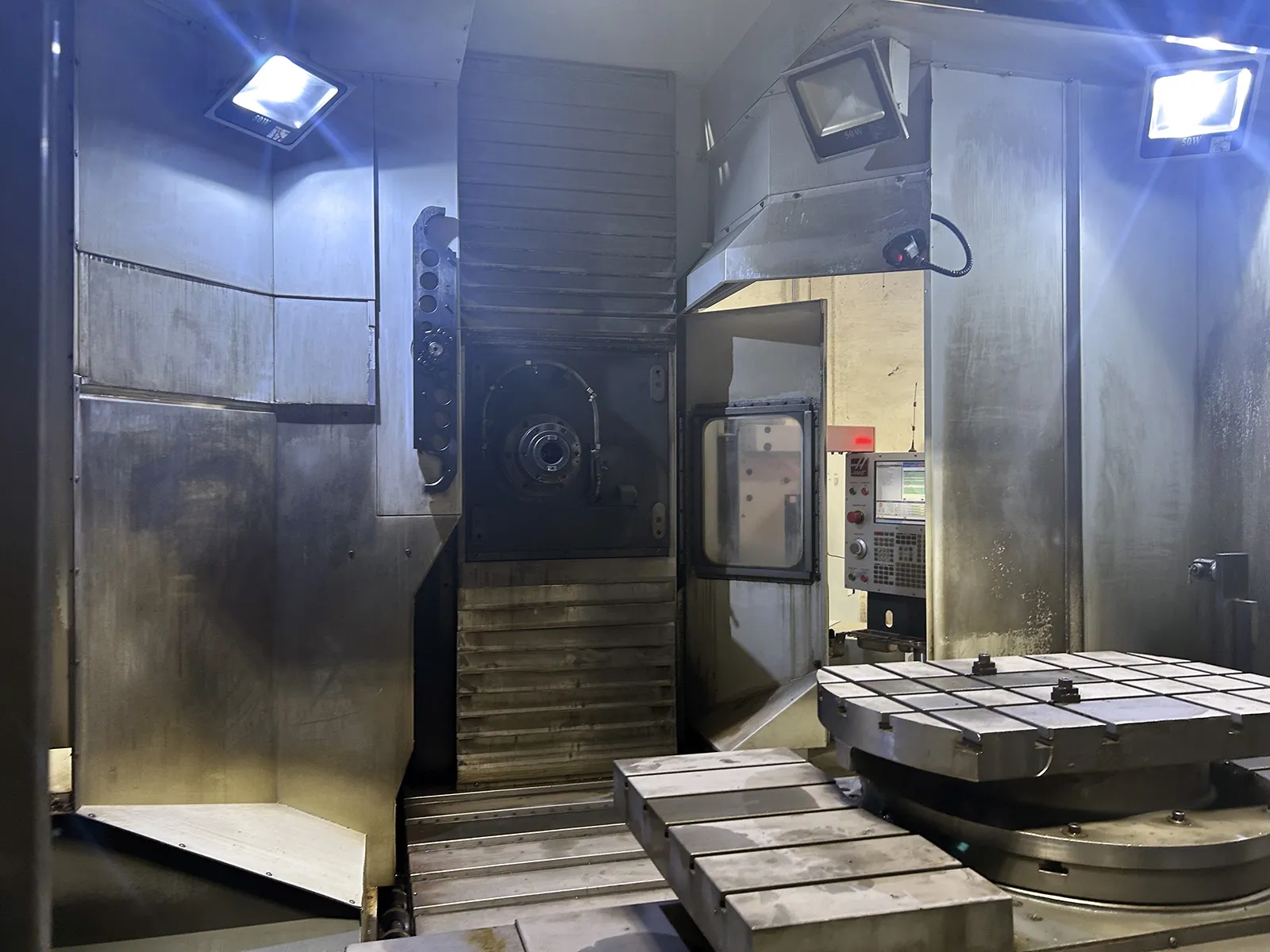 Haas EC-1600ZT_3749481