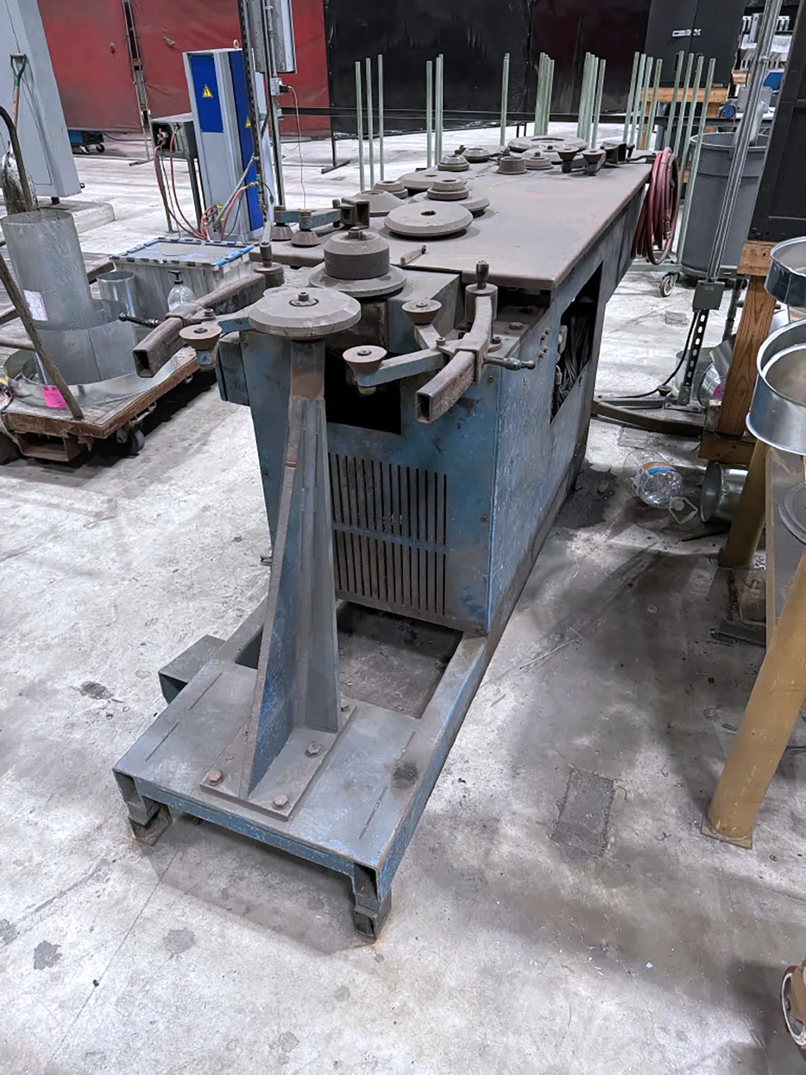 Spiral Helix Sport Gorelocker – Elbow Gore Forming Machine_3743084