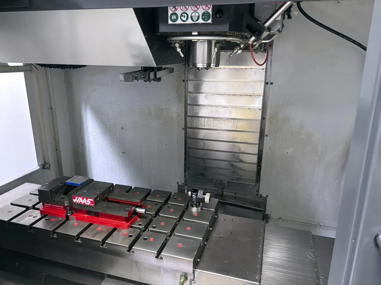 Haas VM-2_3754774