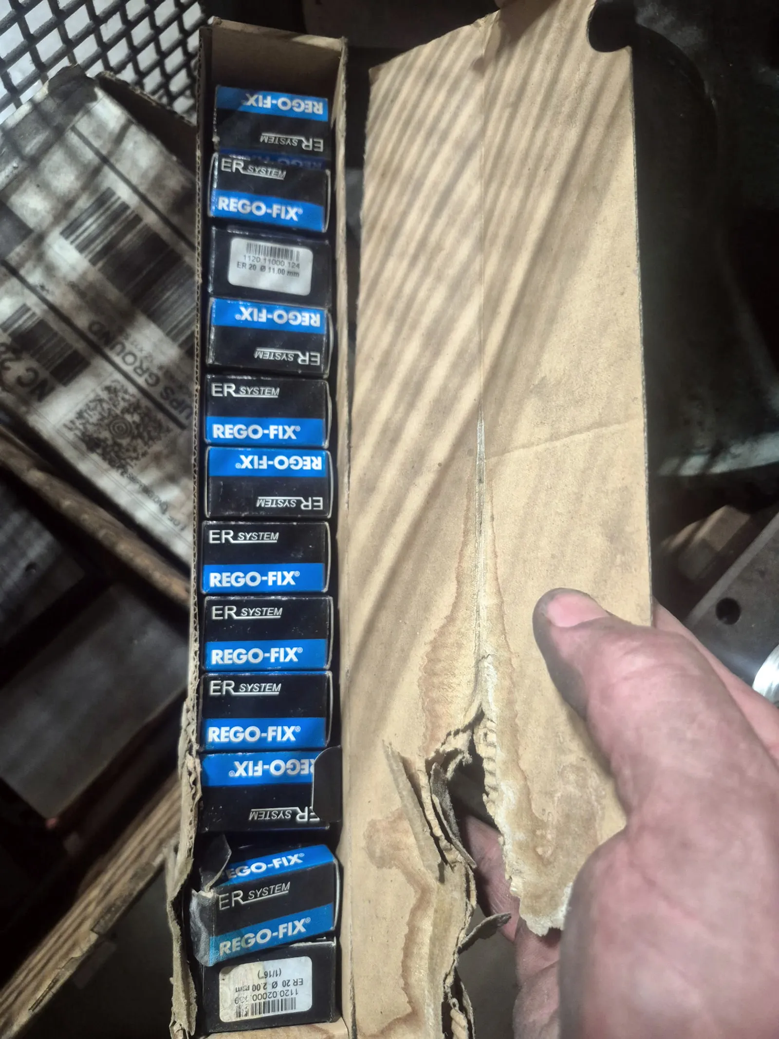 Mitsubishi EA28VM Advance (2016) EDM Sinker_3732844