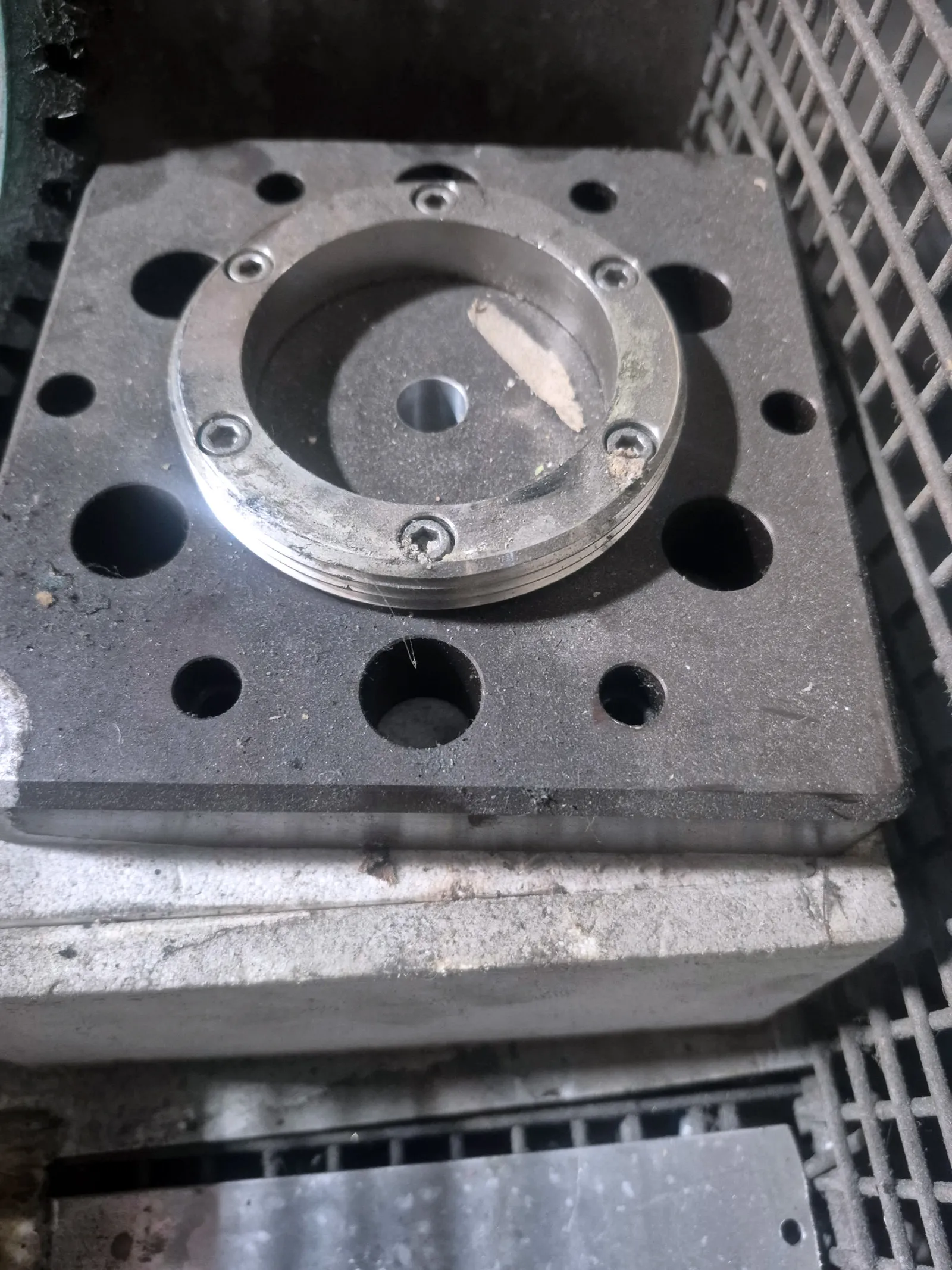 Mitsubishi EA28VM Advance (2016) EDM Sinker_3732844