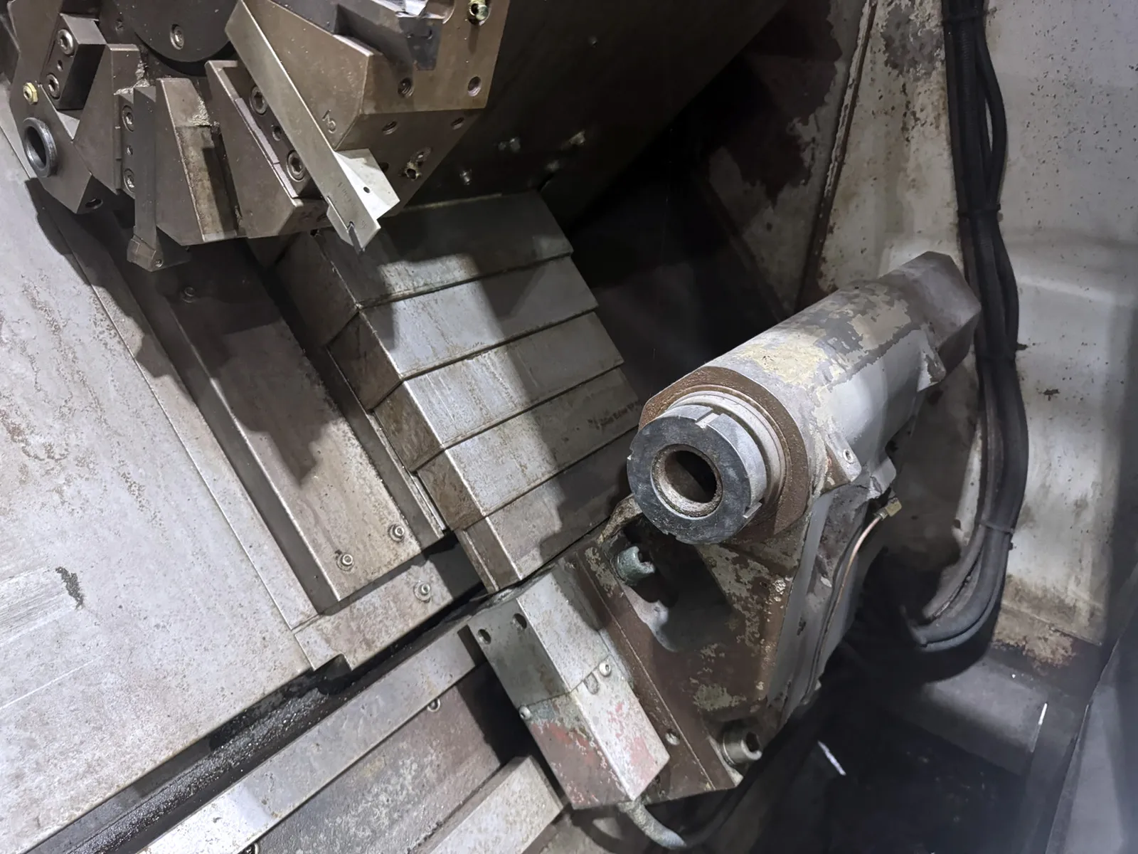 Leadwell T-8_3755620