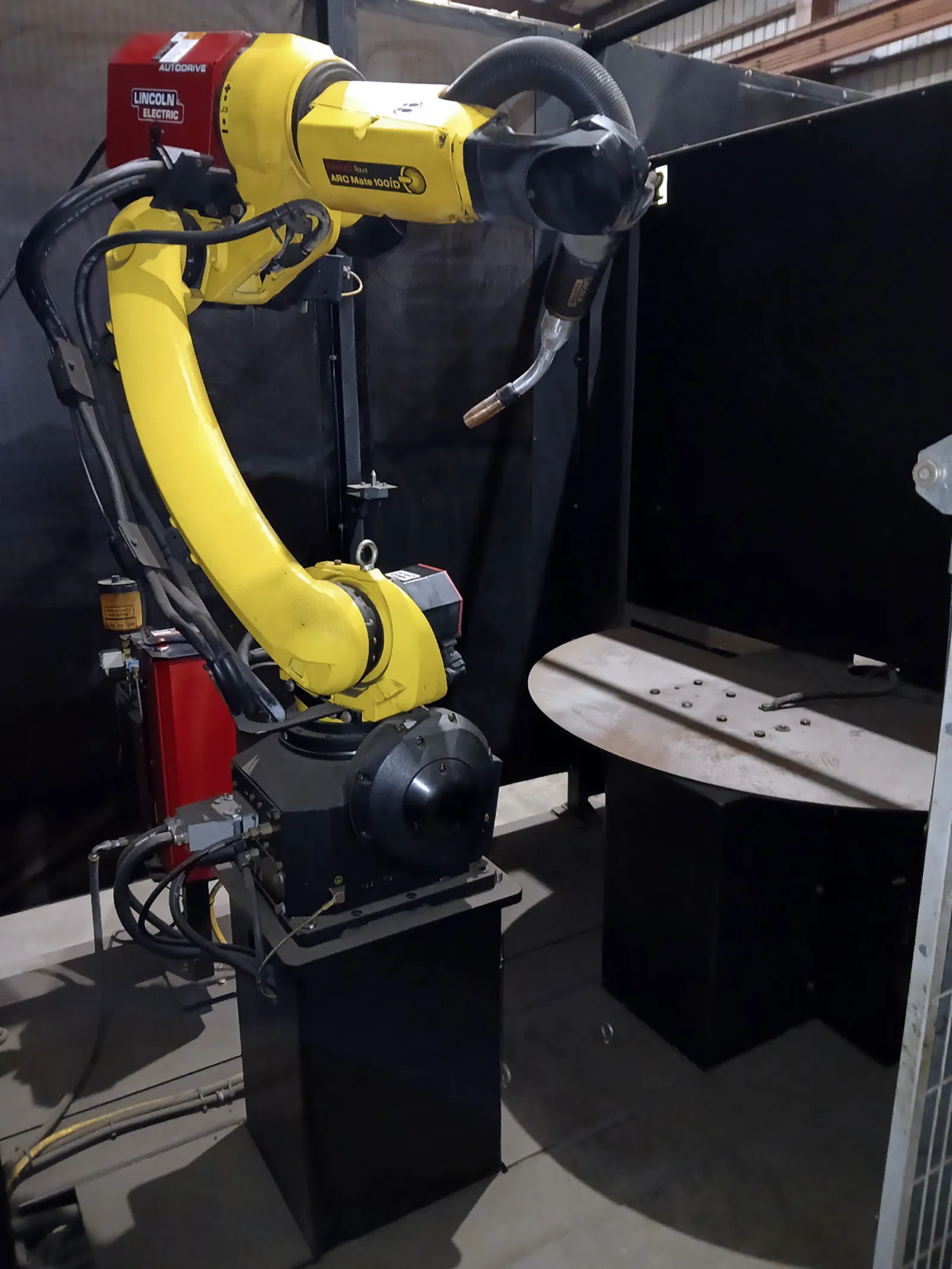 Fanuc System R-30iB Plus Rotary Welding Cell_3757201