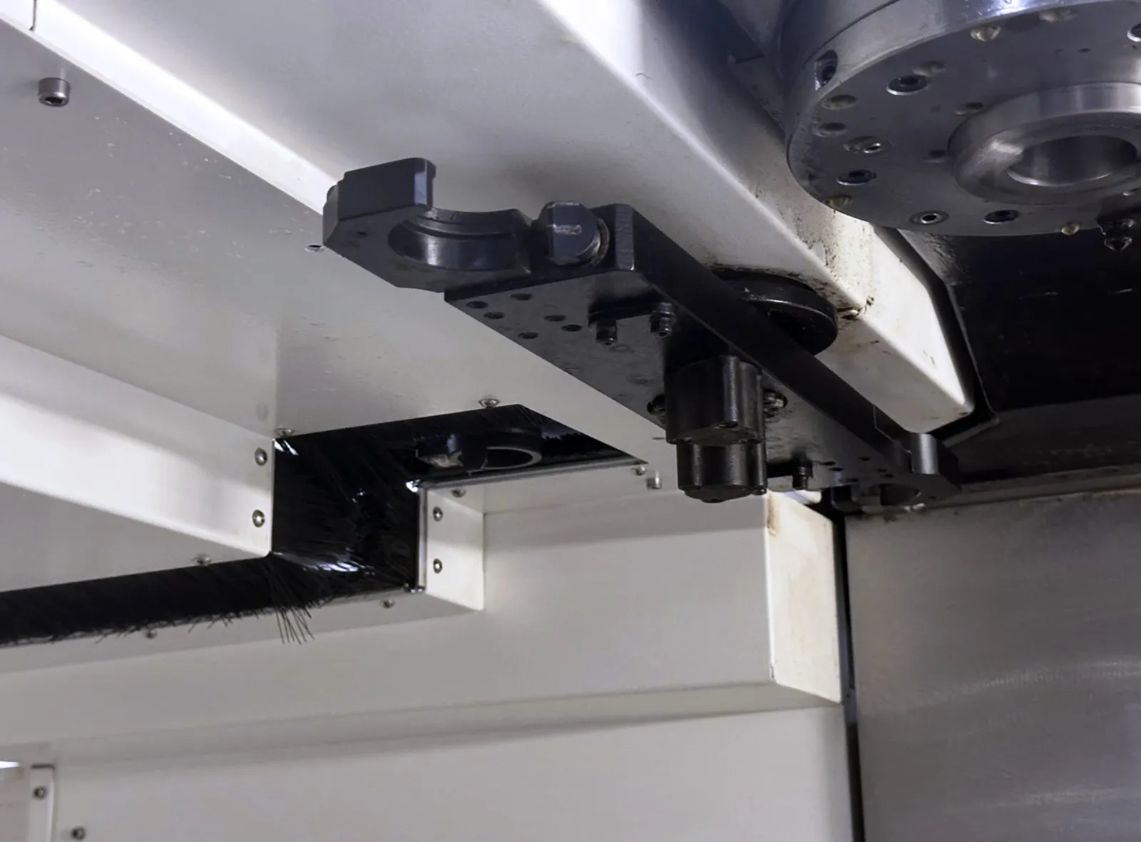 MAZAK VCN 5305AX_3756253