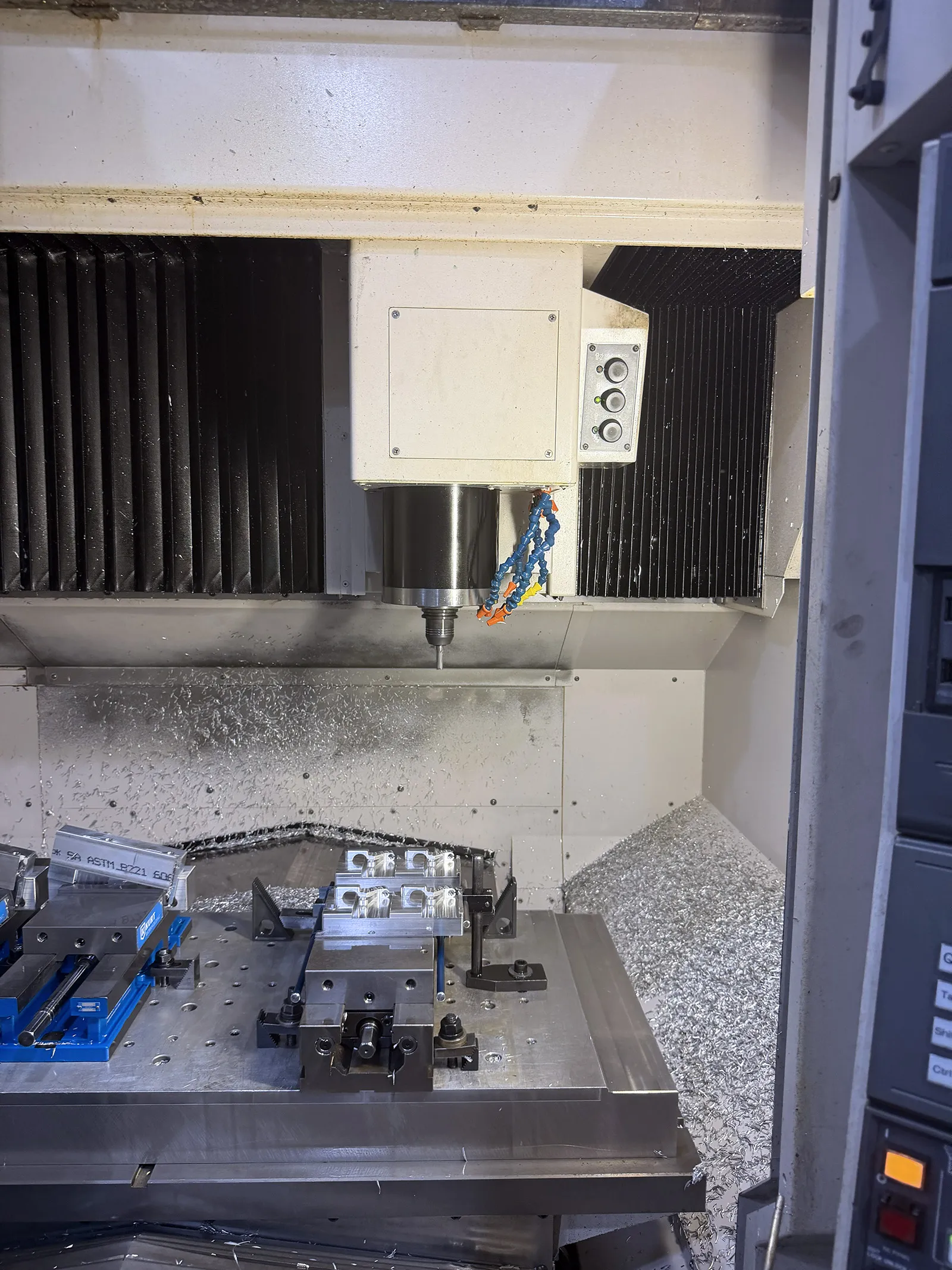 Okuma Genos M560V_3760616