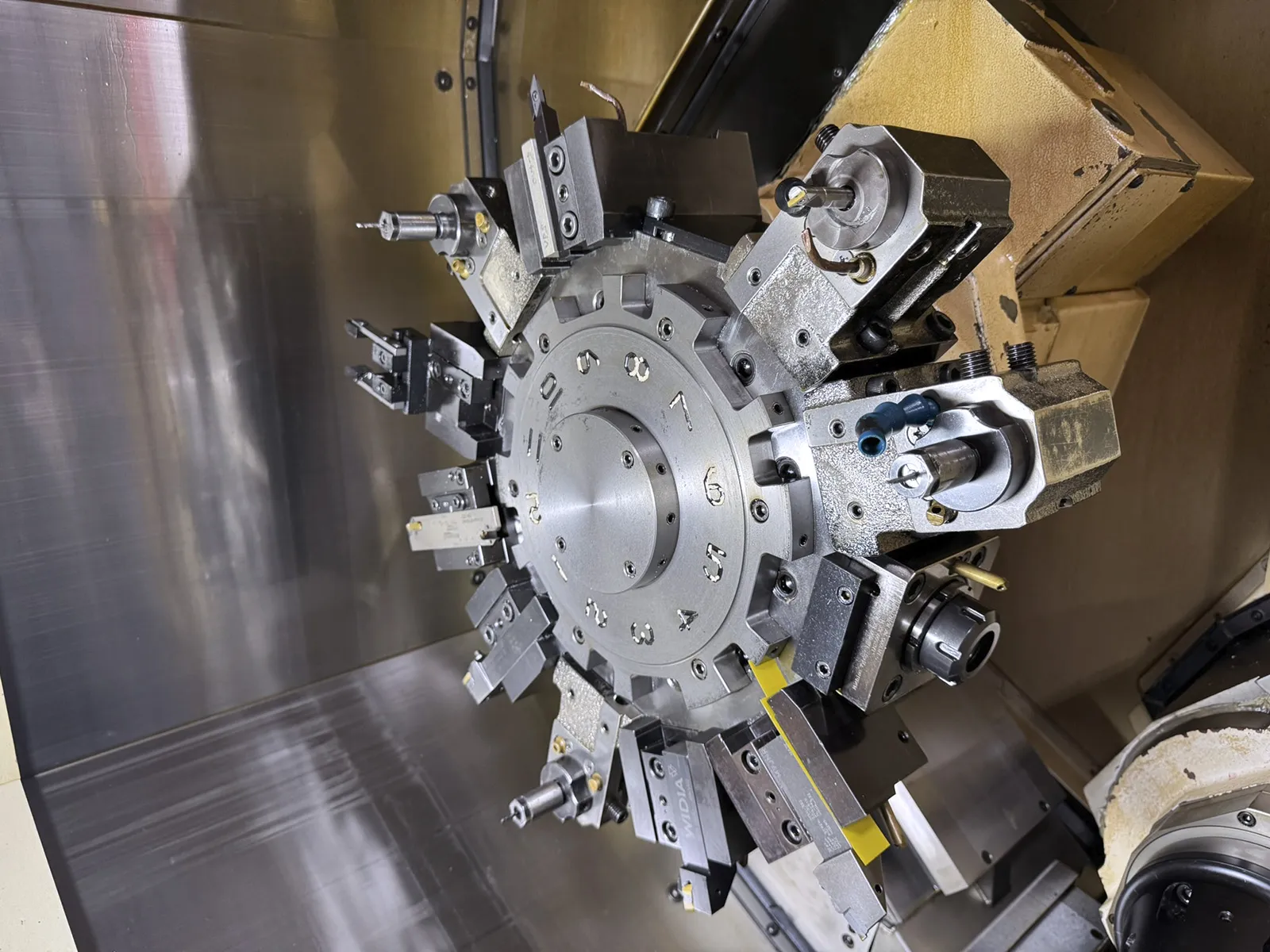Okuma Genos L300-MYW_3761812