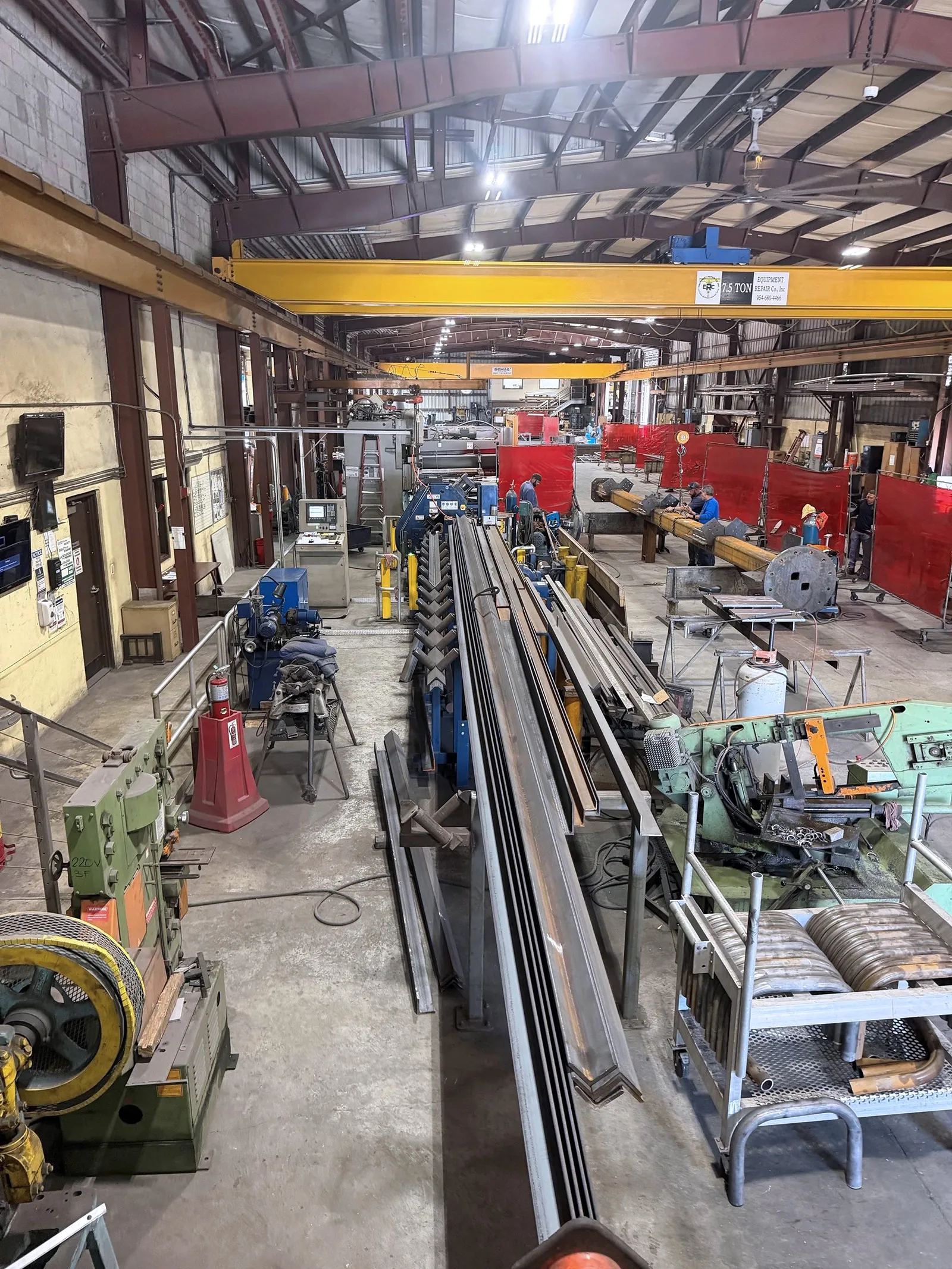 Ocean Clipper Angle Line_3765357