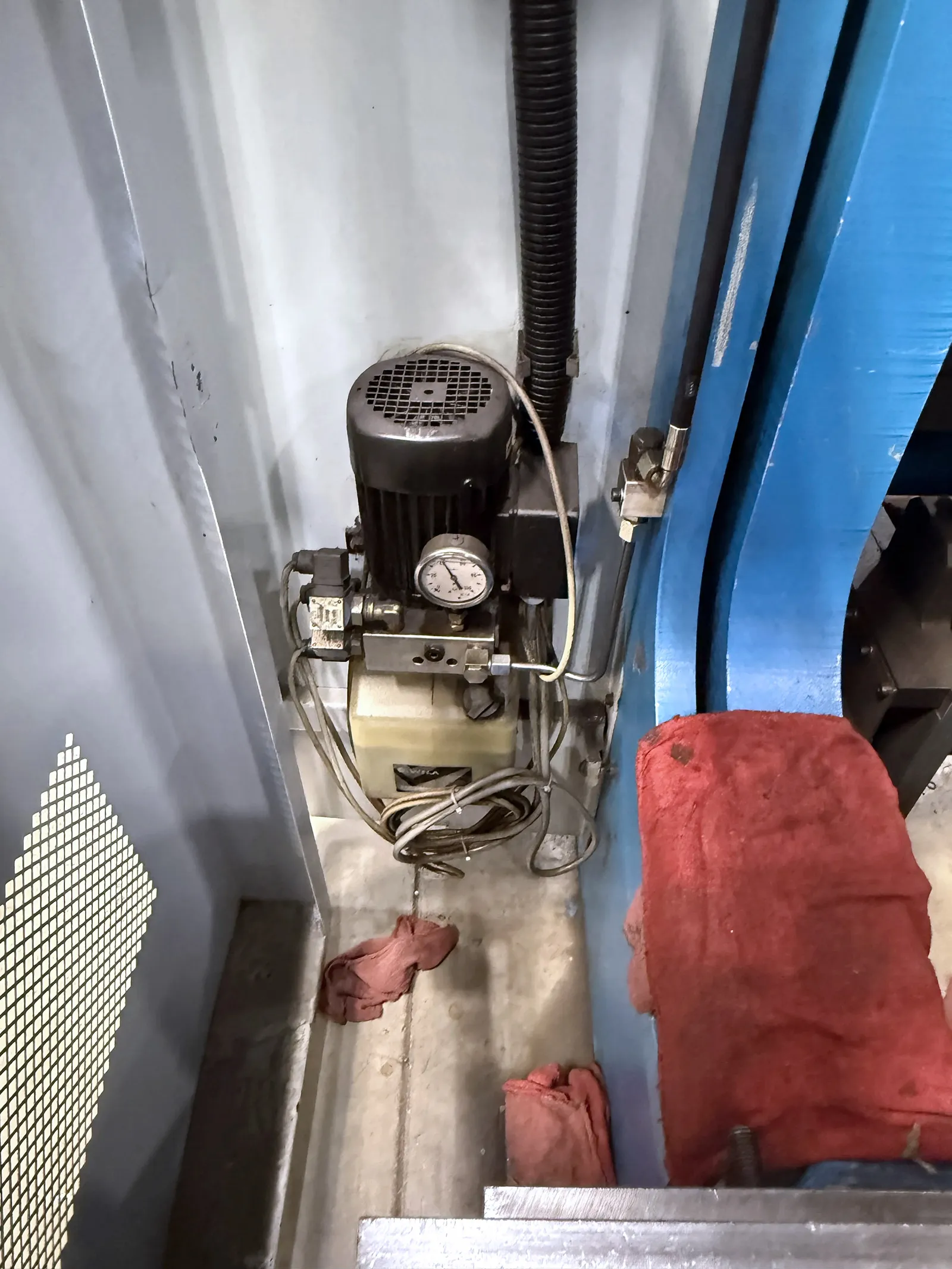 Finn Power 300 Ton 14' Press Brake_3766019