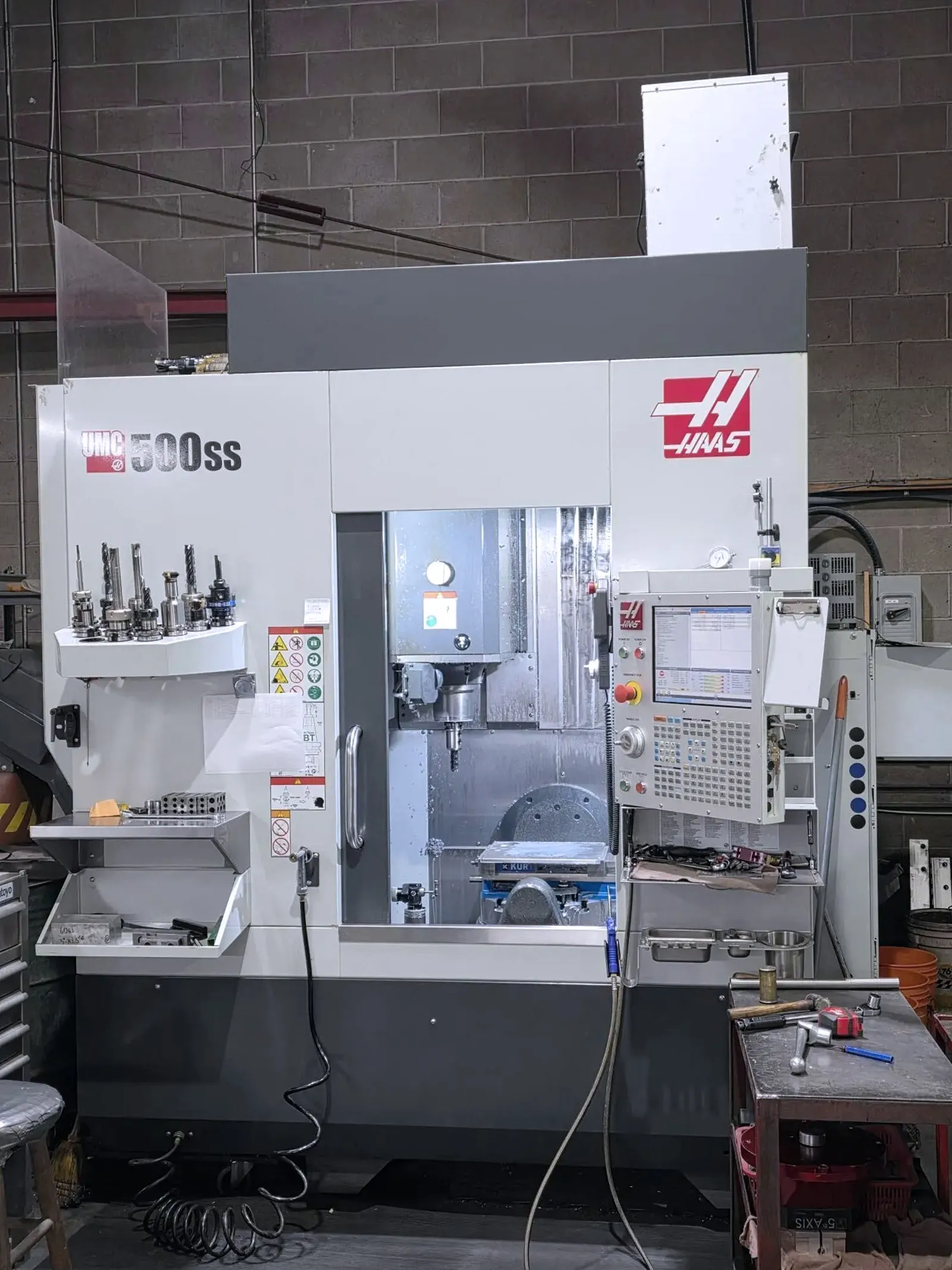 Haas UMC-500SS 5-Axis Machining Center_3766402