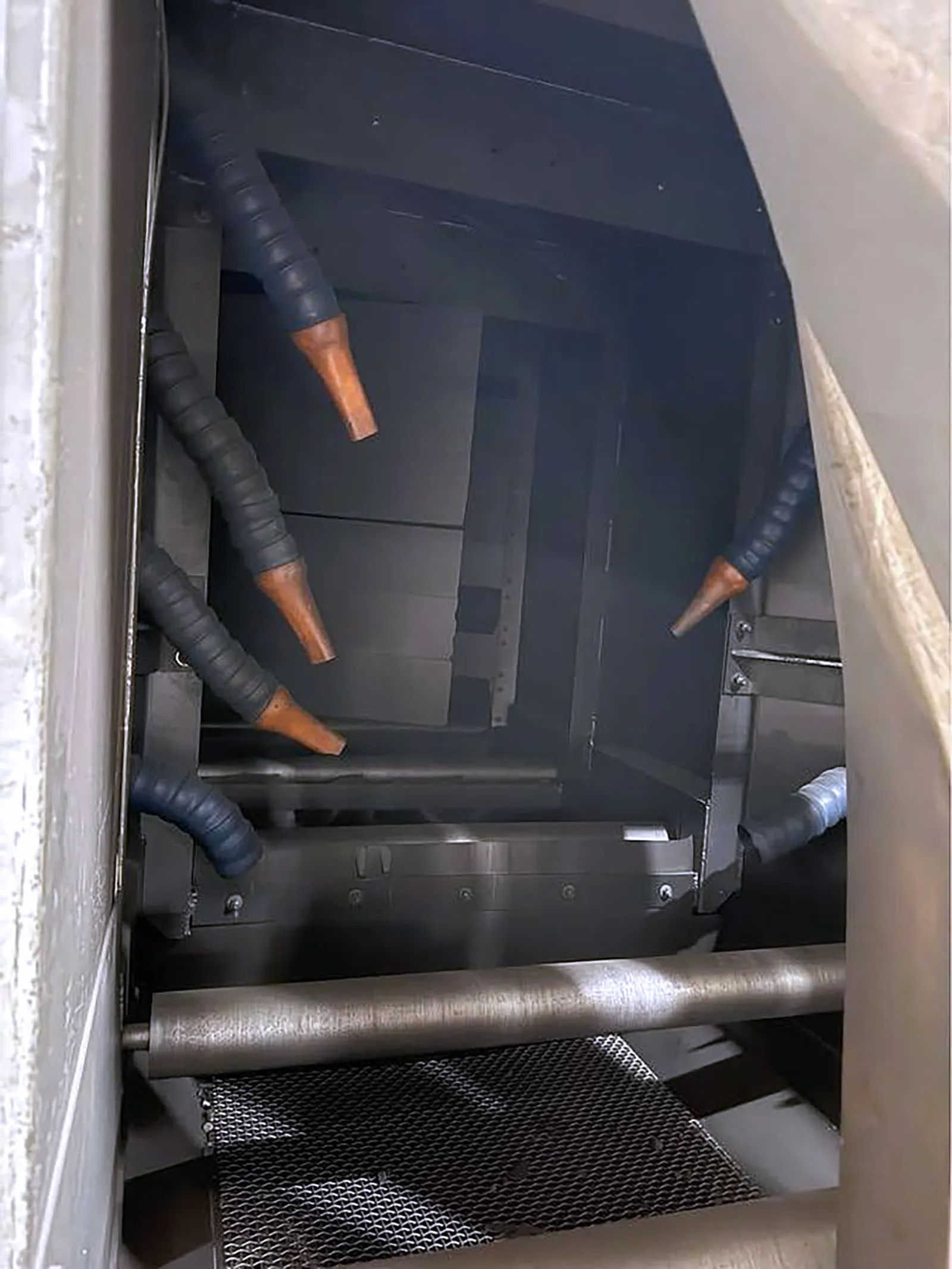 LS Industries Conveyor Blaster_3766888
