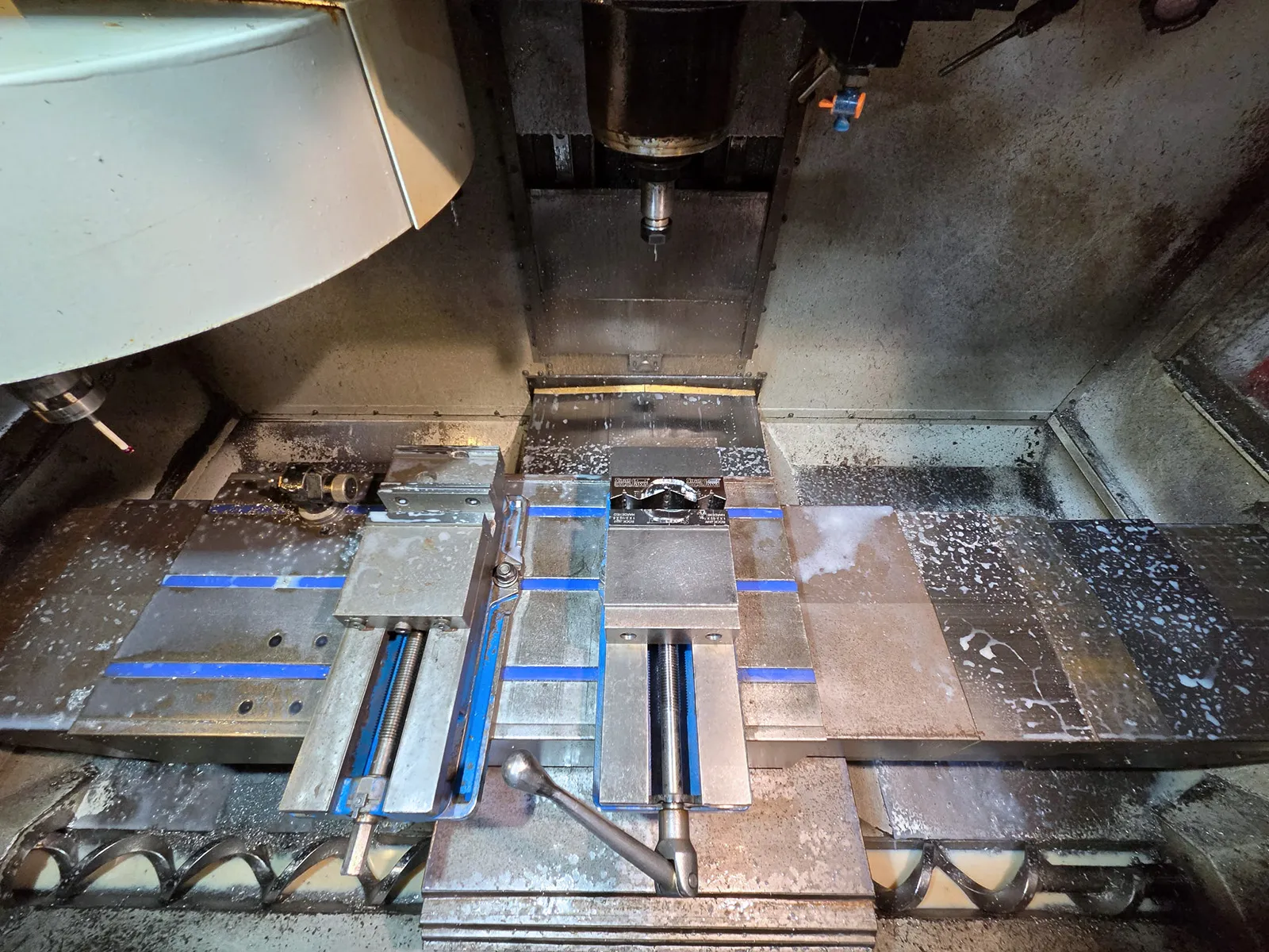 Haas VF-2_3763767