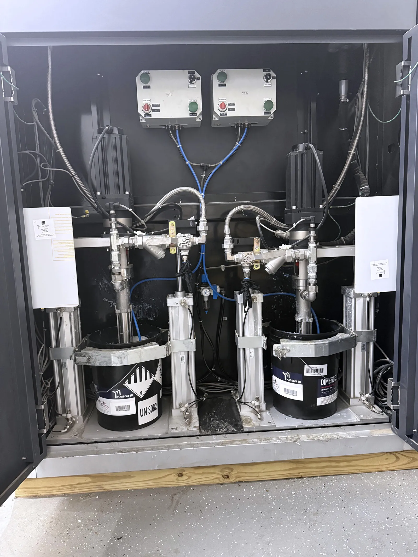Massivit 5000 3D Printer_3767673