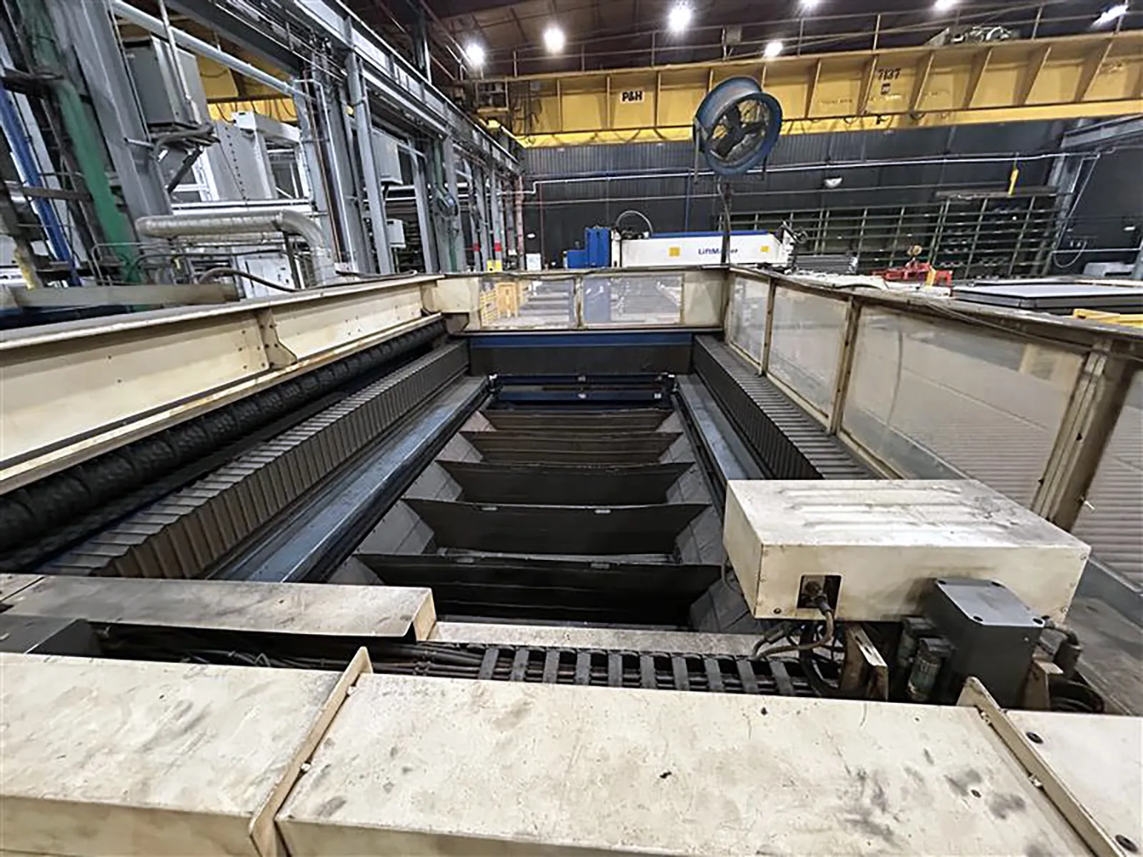 TRUMPF TruLaser 3040 CO₂ Laser with LiftMaster Automation_3770009