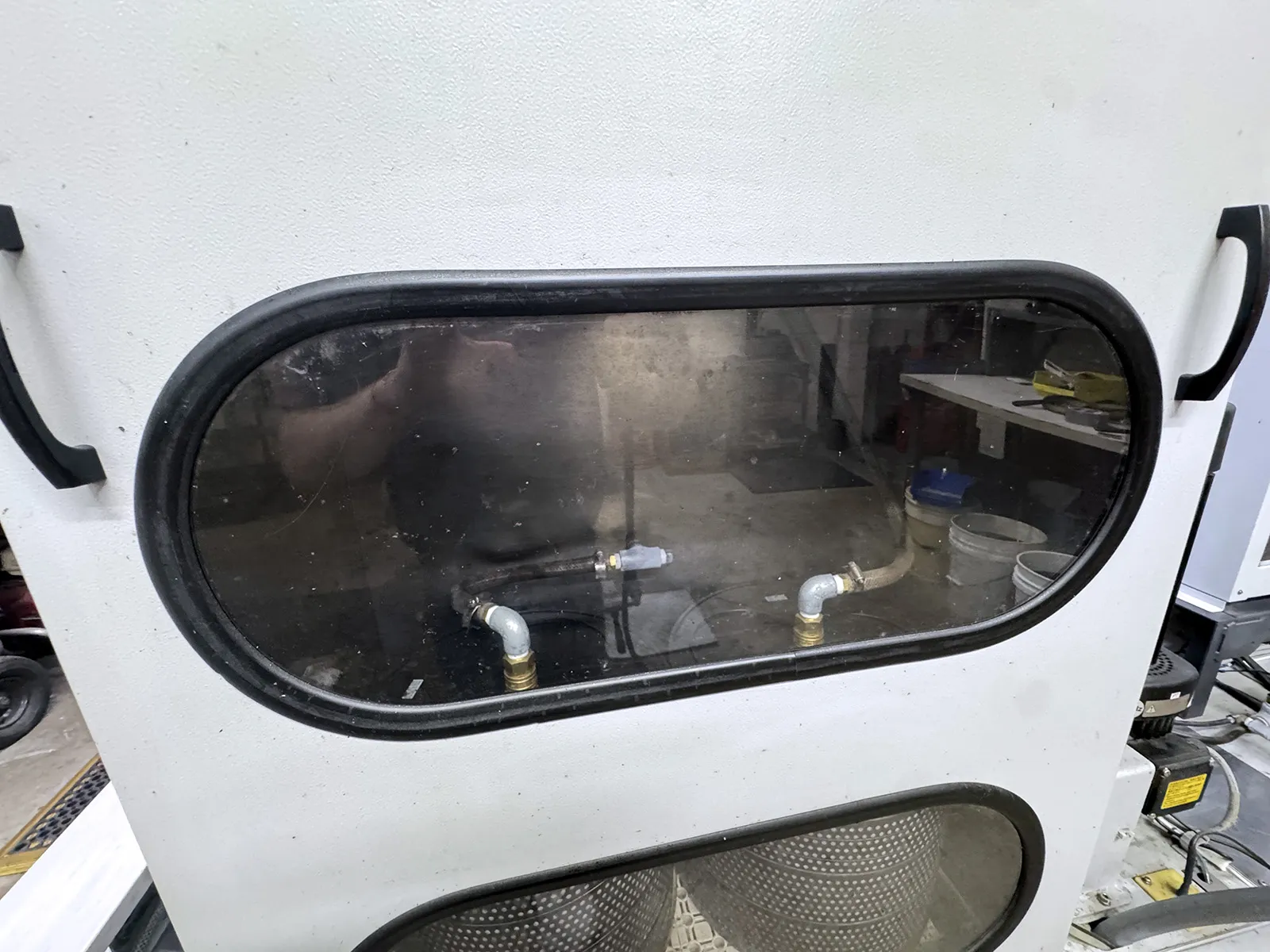 Mitsubishi MV2400S Advance Type 2_3773556