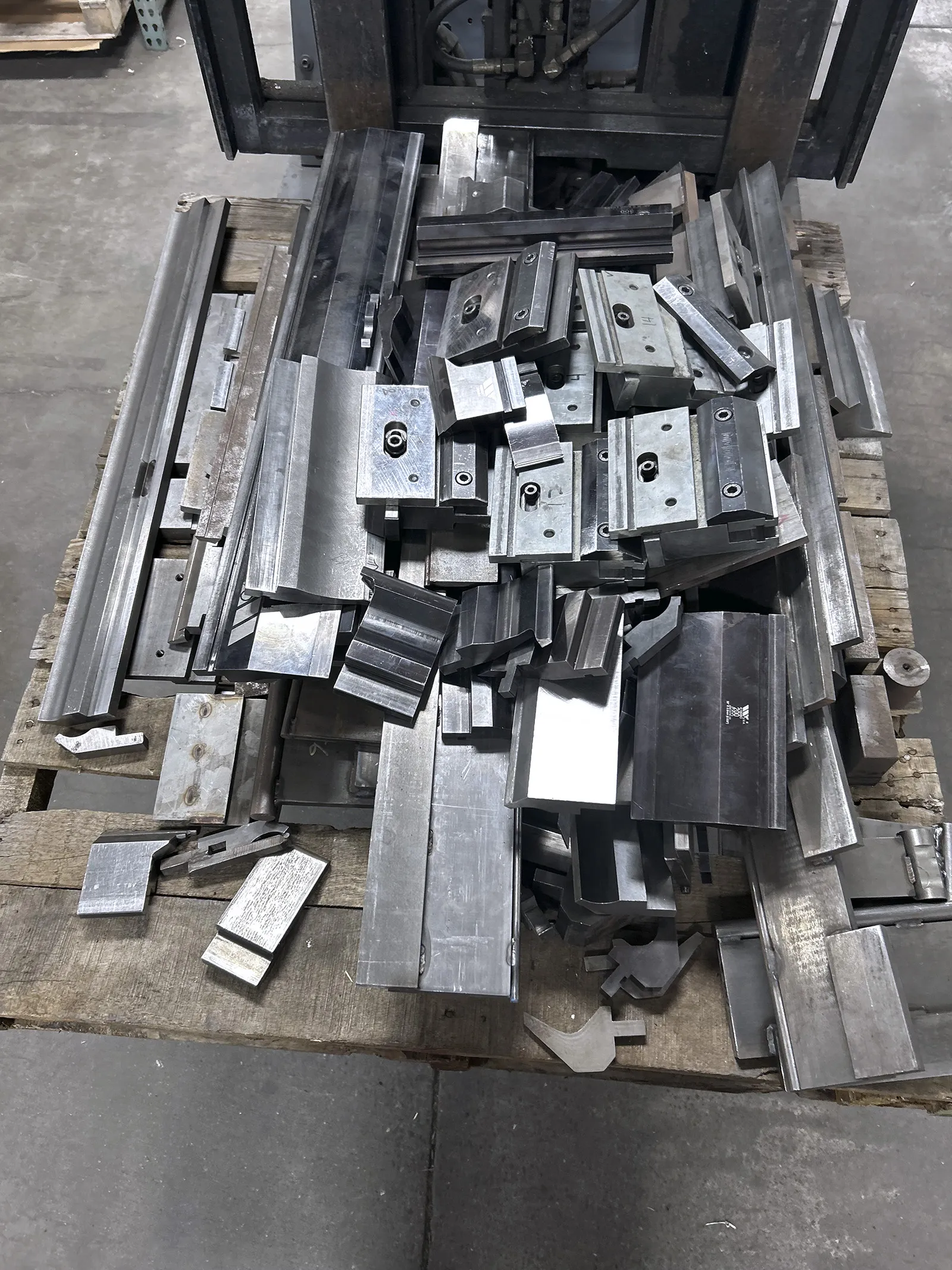 Amada FBD-1025_3764101