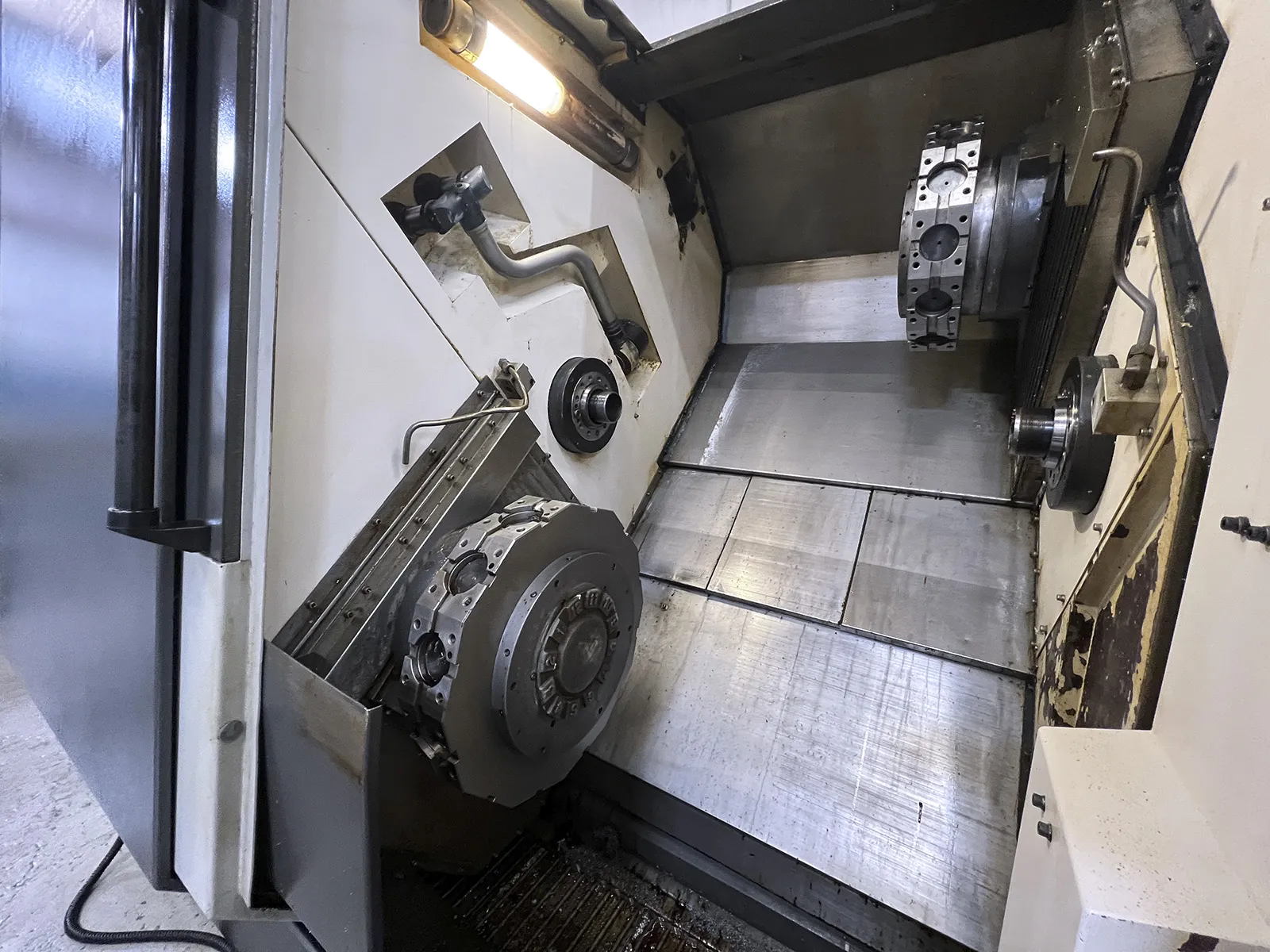 Hwacheon T2‑2T YSMC_3773025