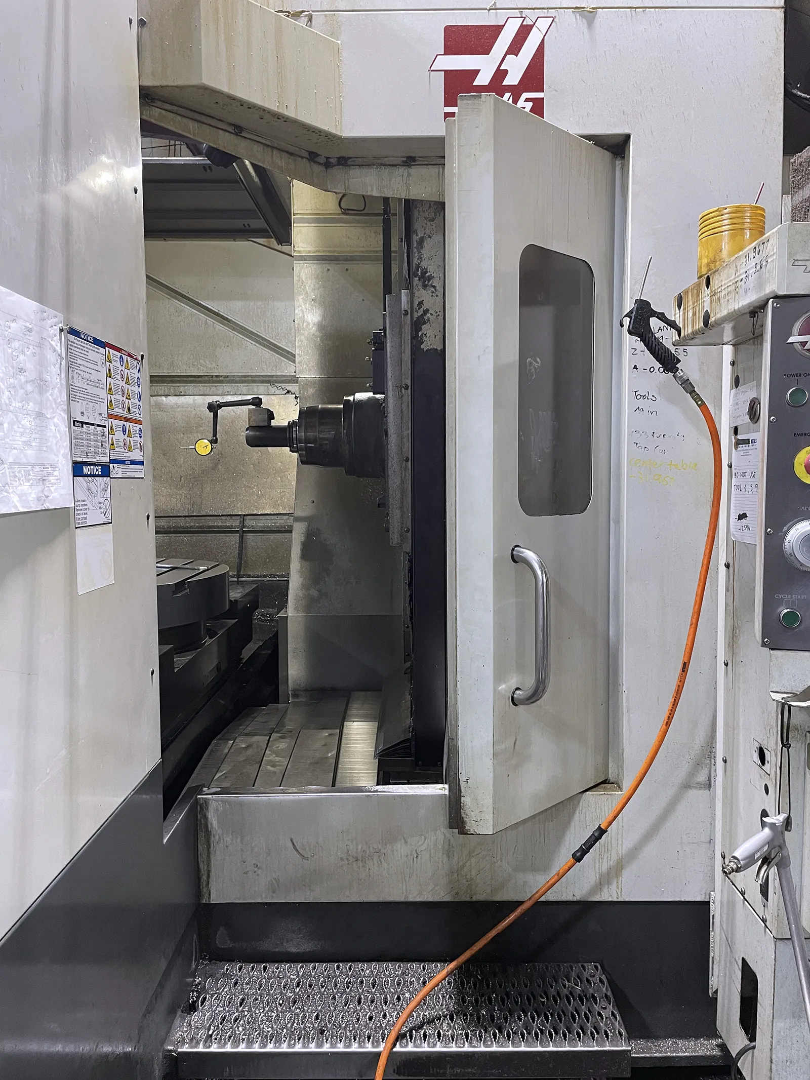 Haas EC-1600_3777128