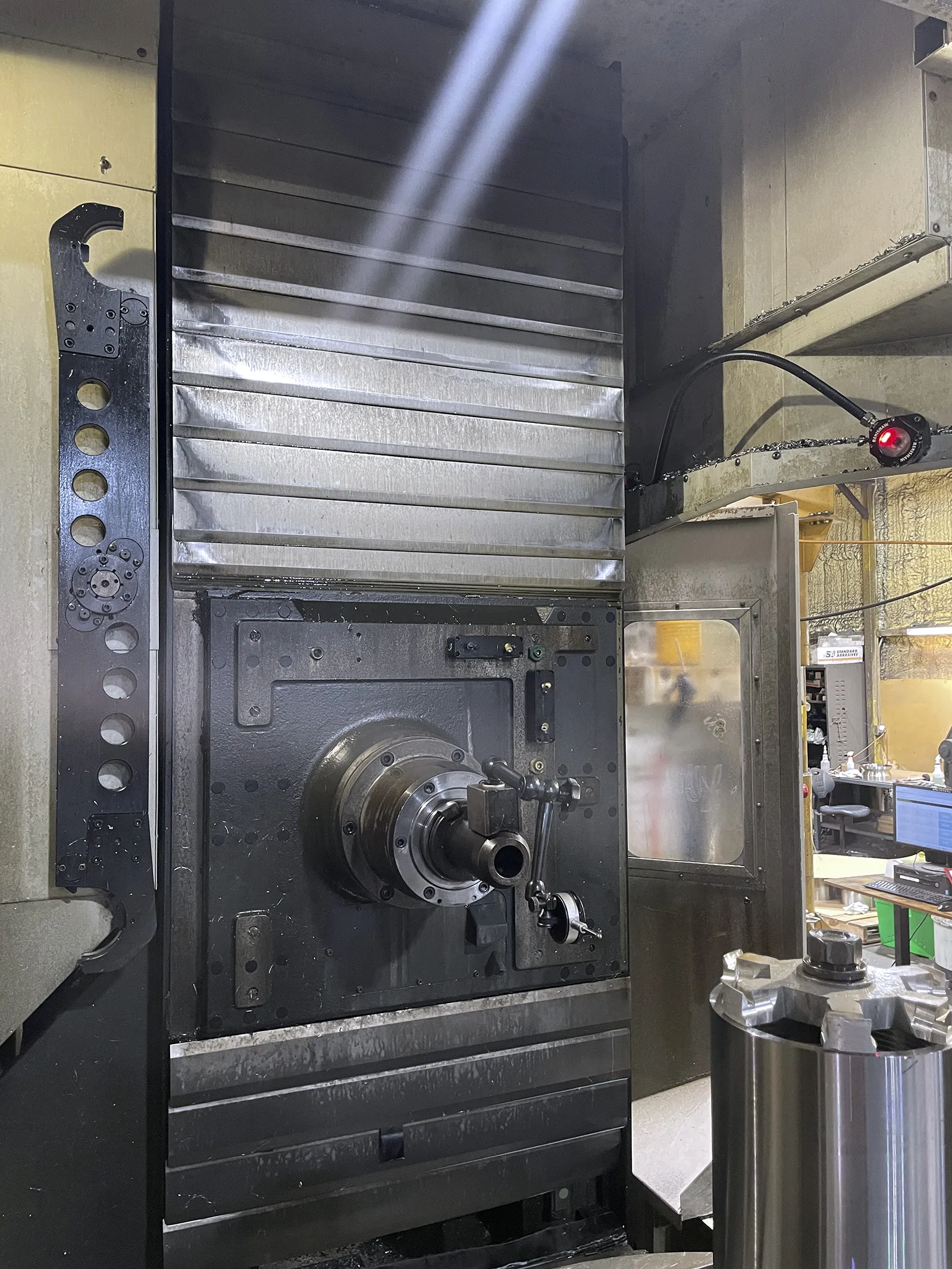 Haas EC-1600_3777128