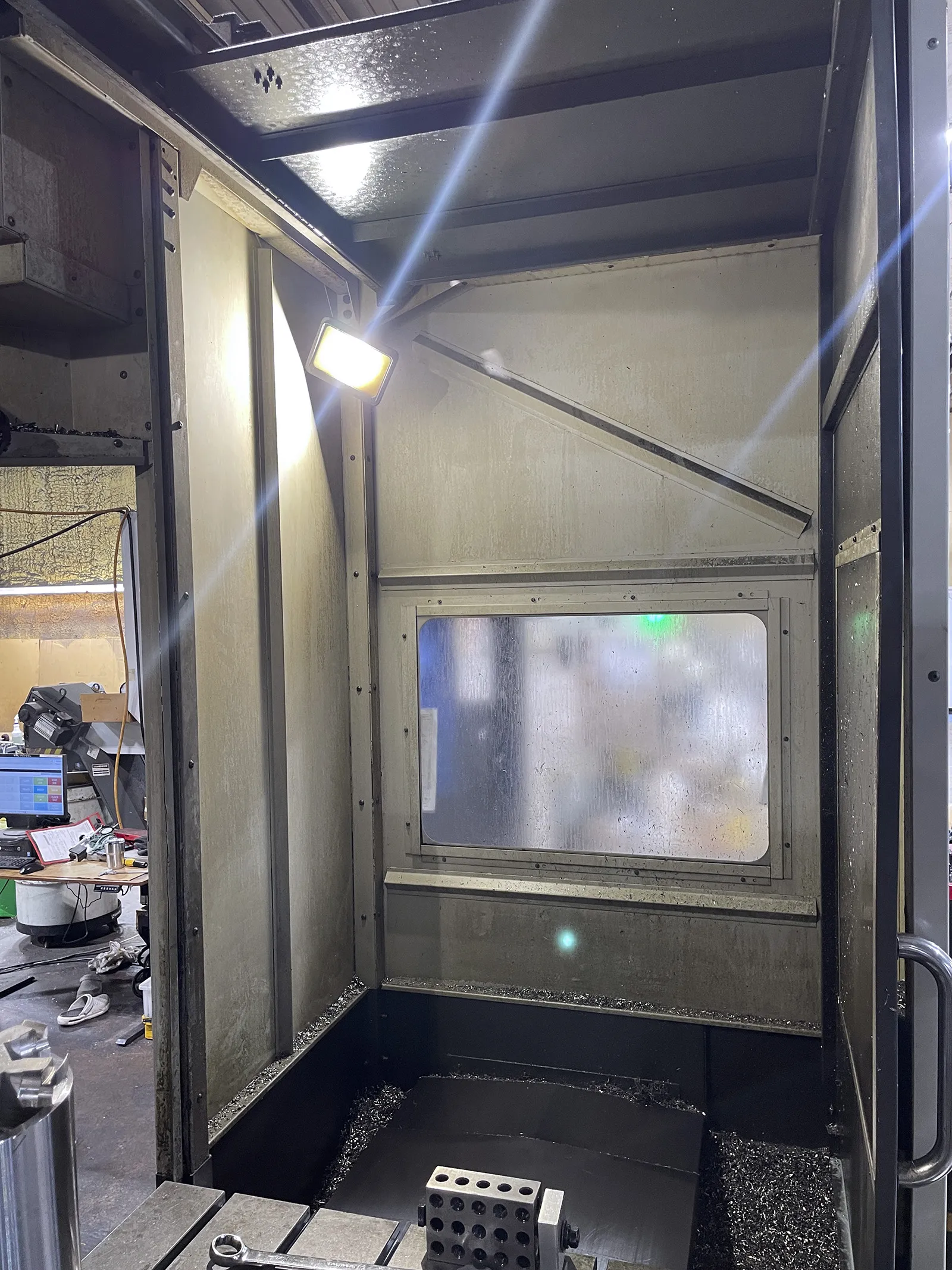 Haas EC-1600_3777128