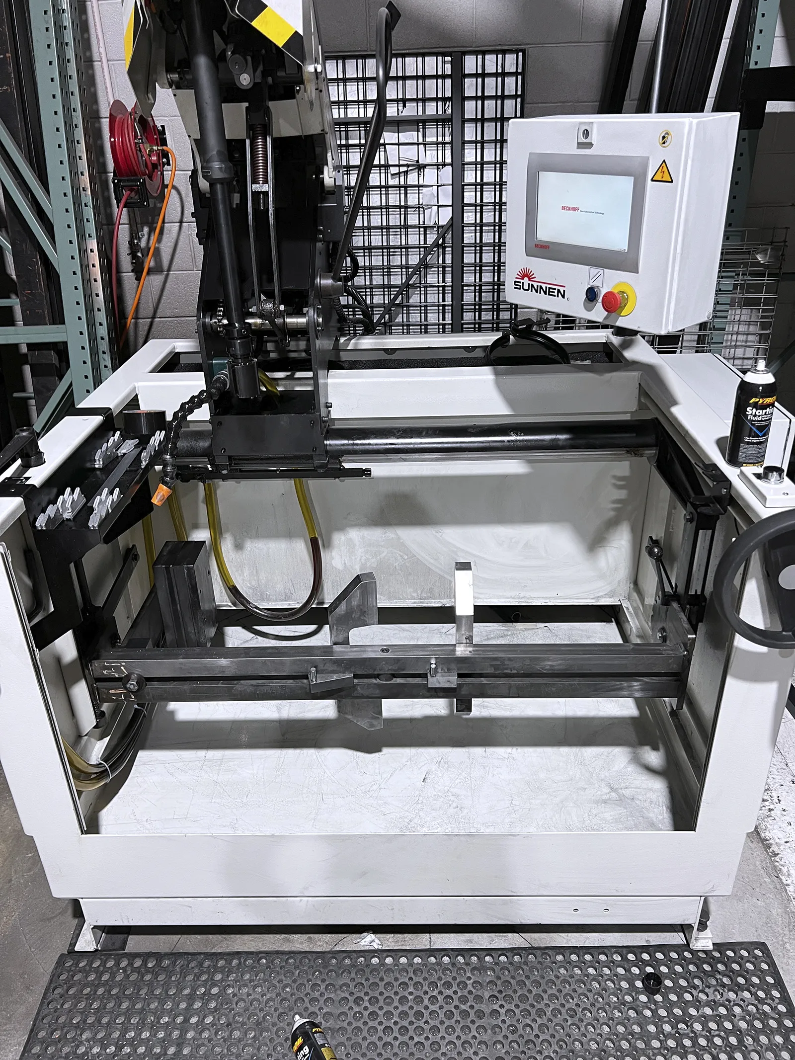Sunnen SV15CD Vertical Honing Machine_3780117