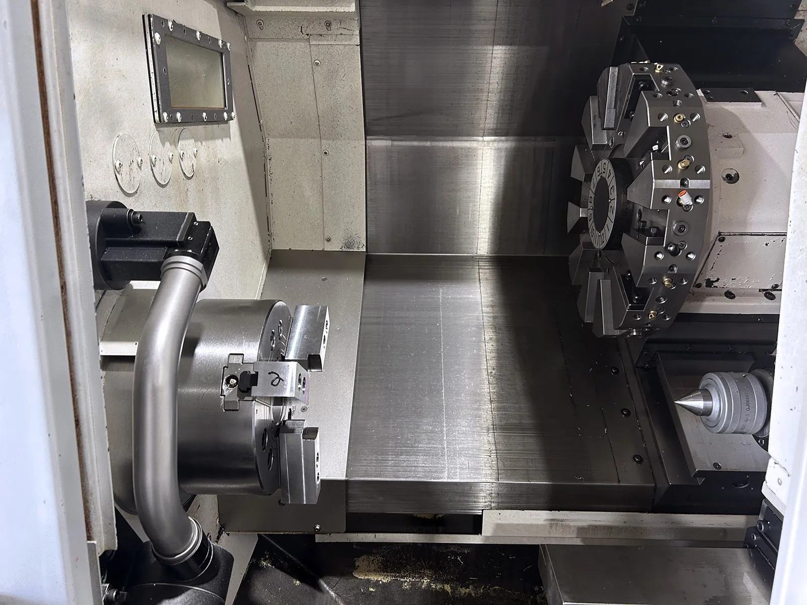 Okuma Genos L-400II-e_3777717