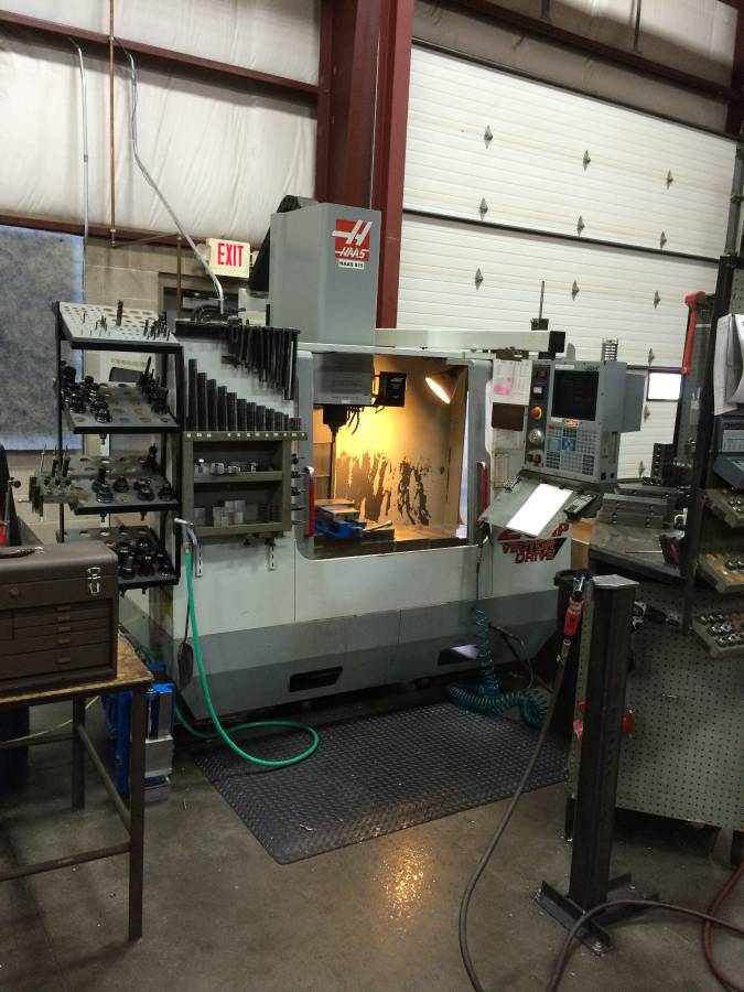 Haas VF2 2001 1