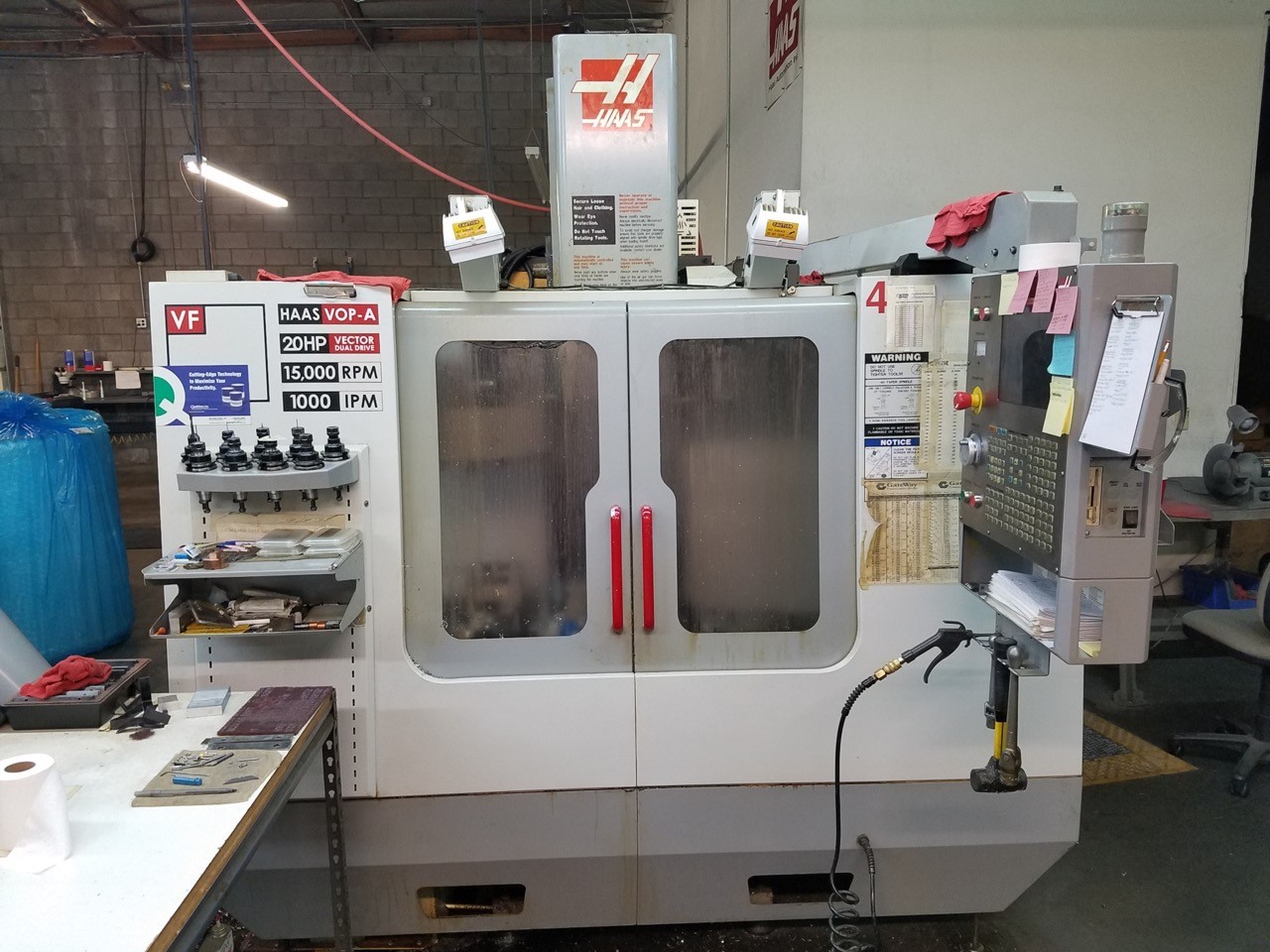 Haas VF2 2005 1