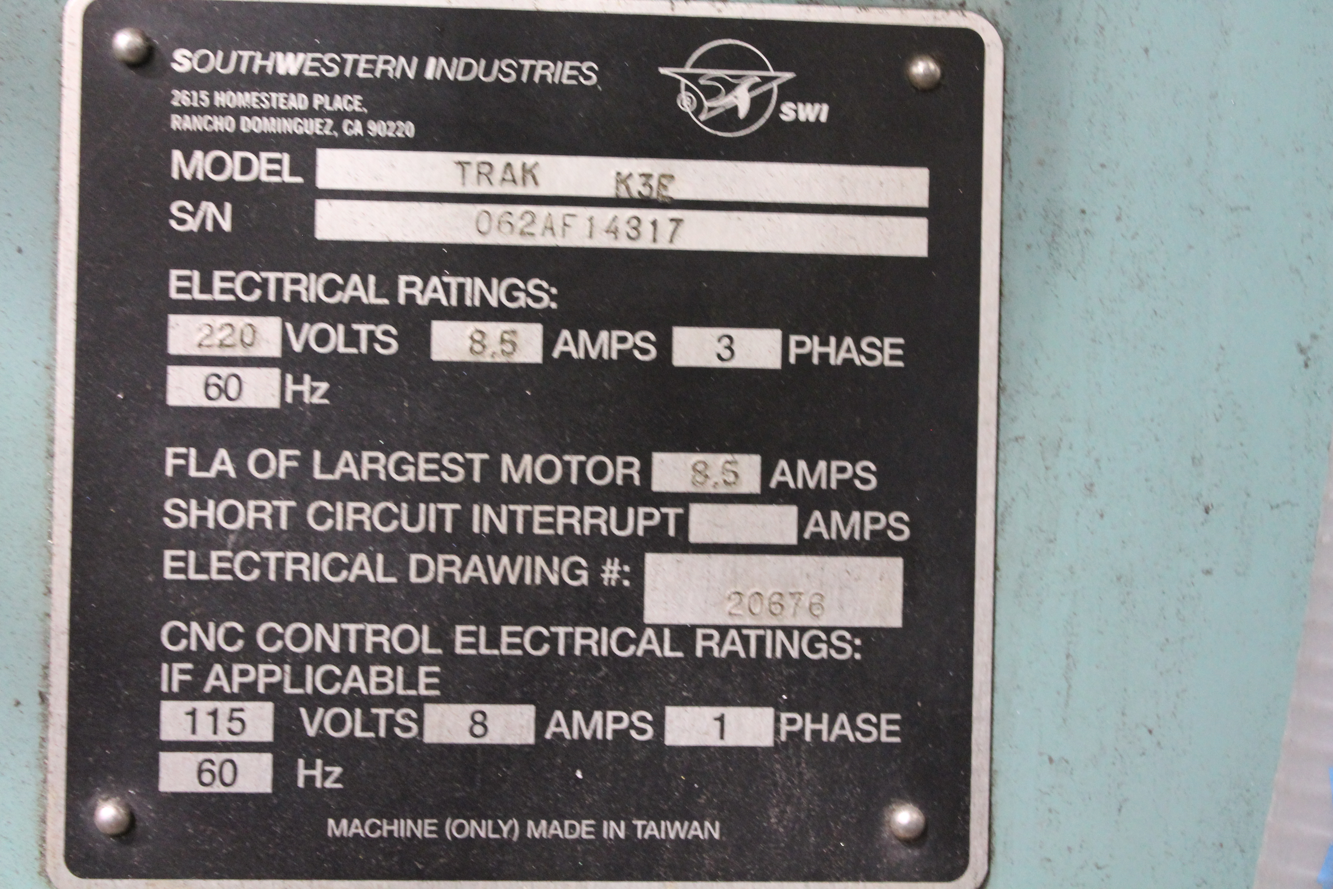 Trak K3E  1