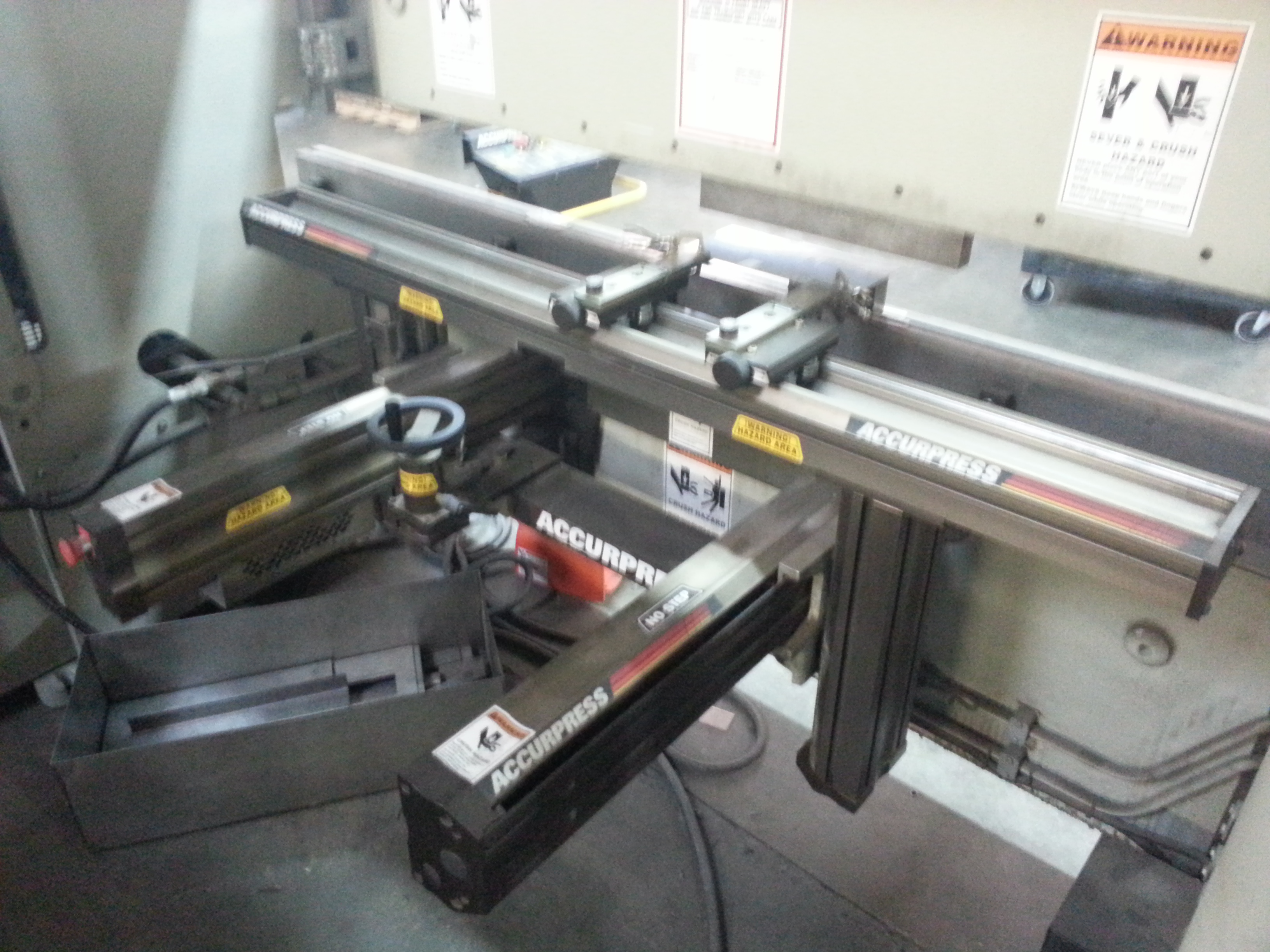 Accurpress 7608 2007 1