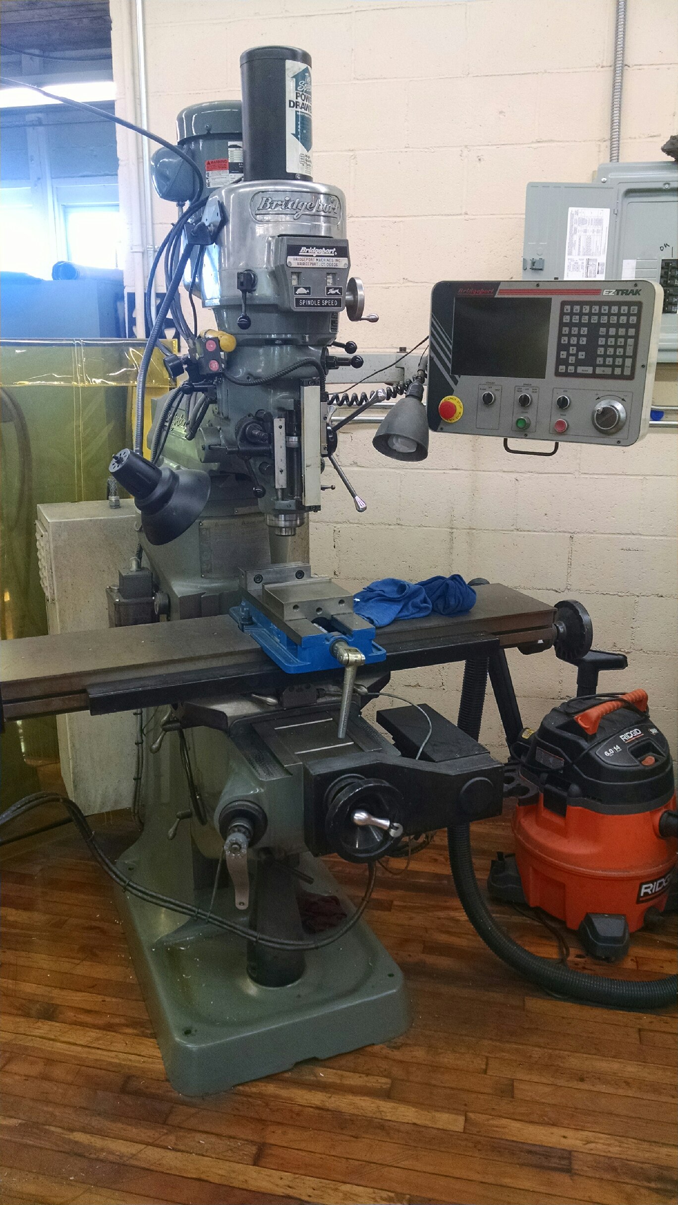 Bridgeport EZ Track SX 1995 1
