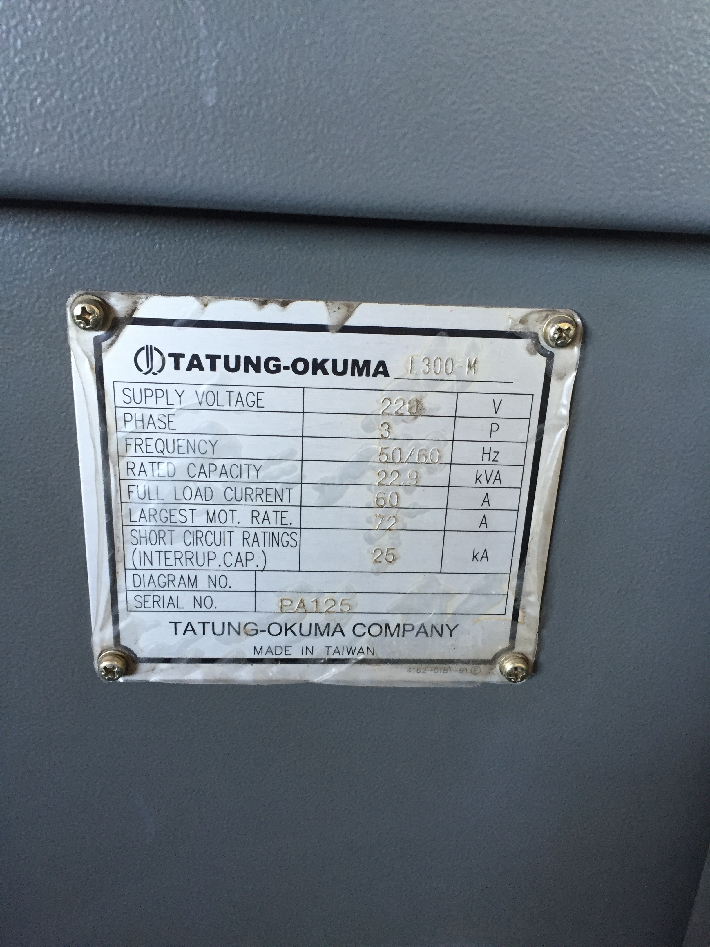 Okuma Tatung L300-M 2010 1